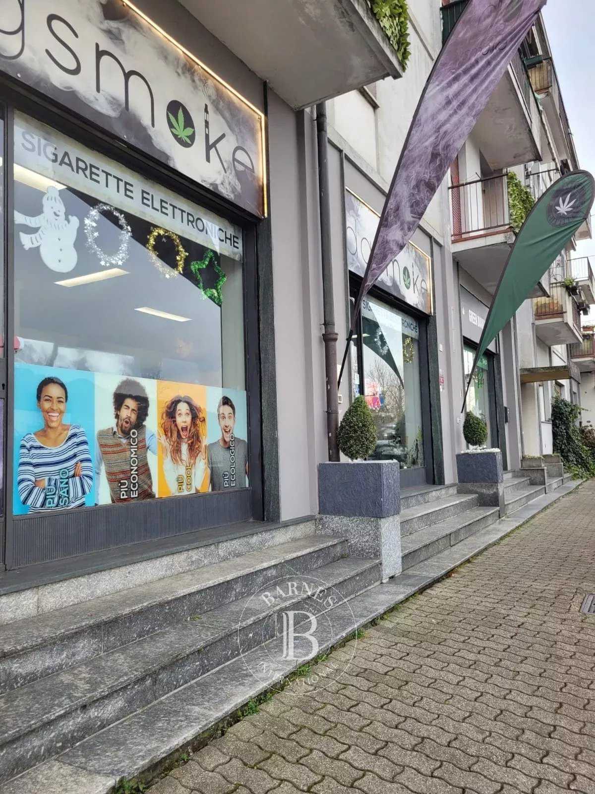 Tavernerio  - Commerce 4 Pièces