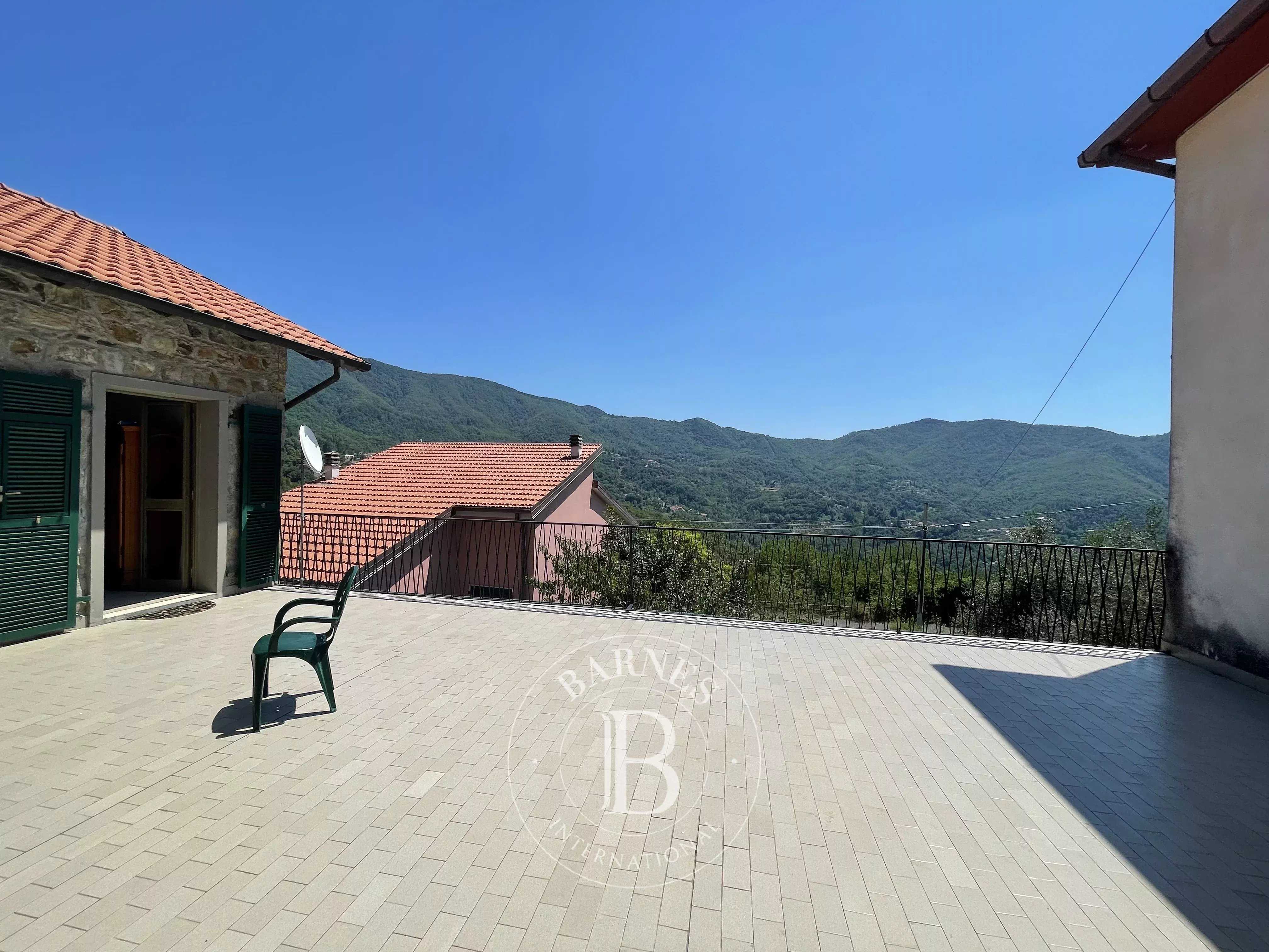 Calice al Cornoviglio  - Appartement 8 Pièces, 1 Chambre