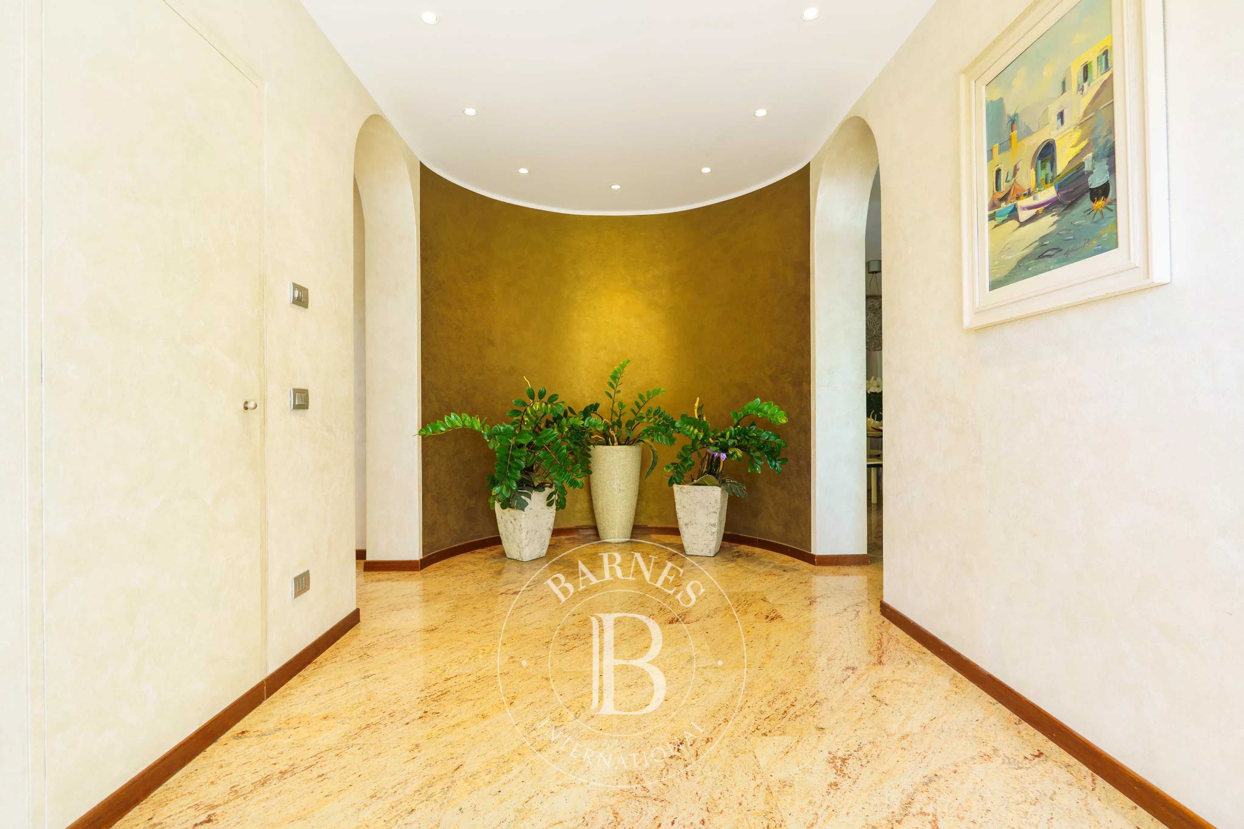 Lecco  - Villa 10 Cuartos 4 Habitaciones