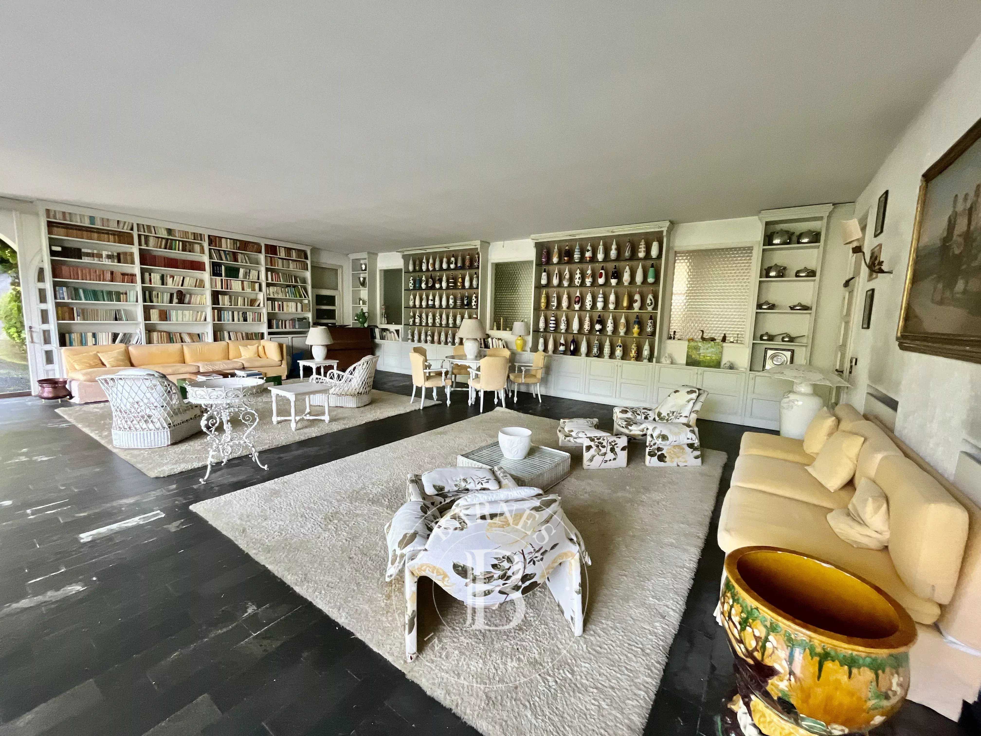 Omegna  - Villa 7 Bedrooms