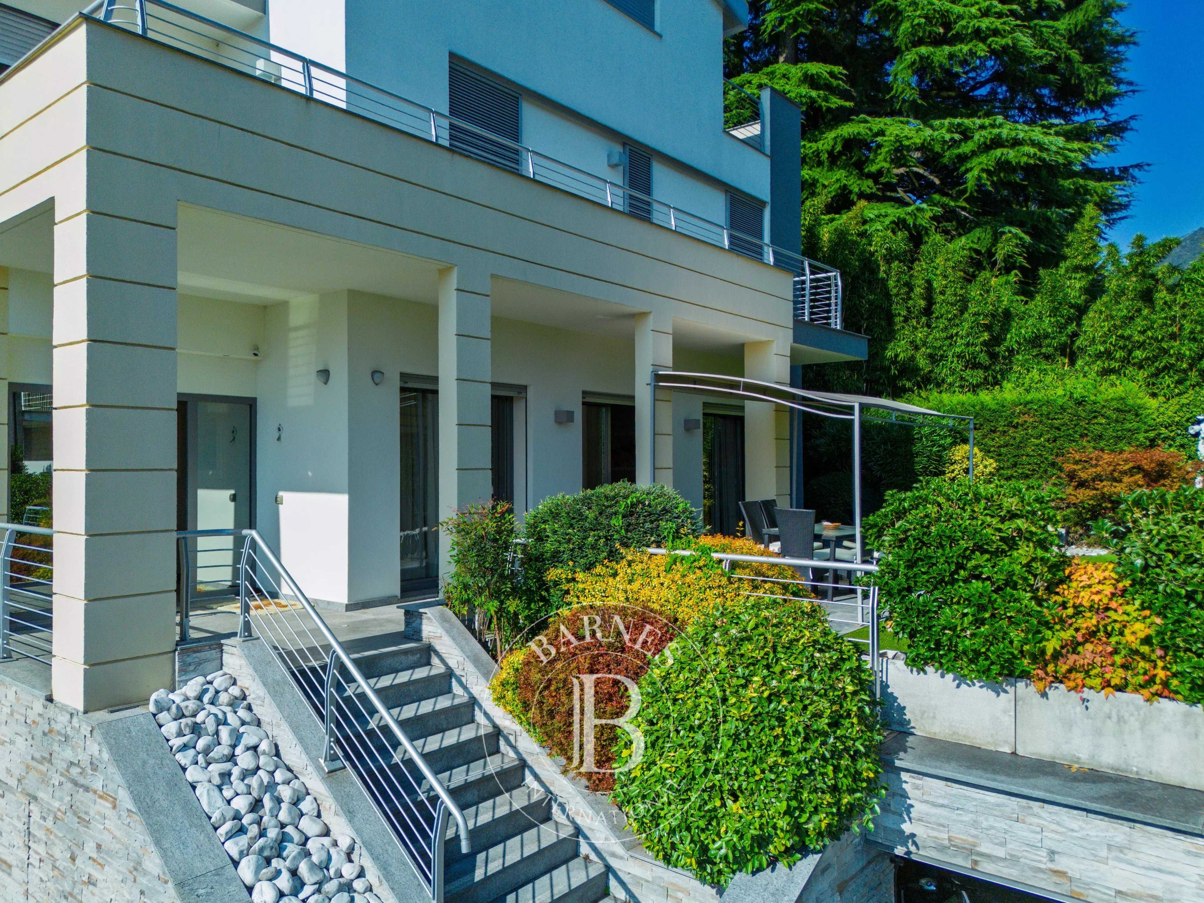 Villa Lecco  -  ref 85766035 (picture 2)