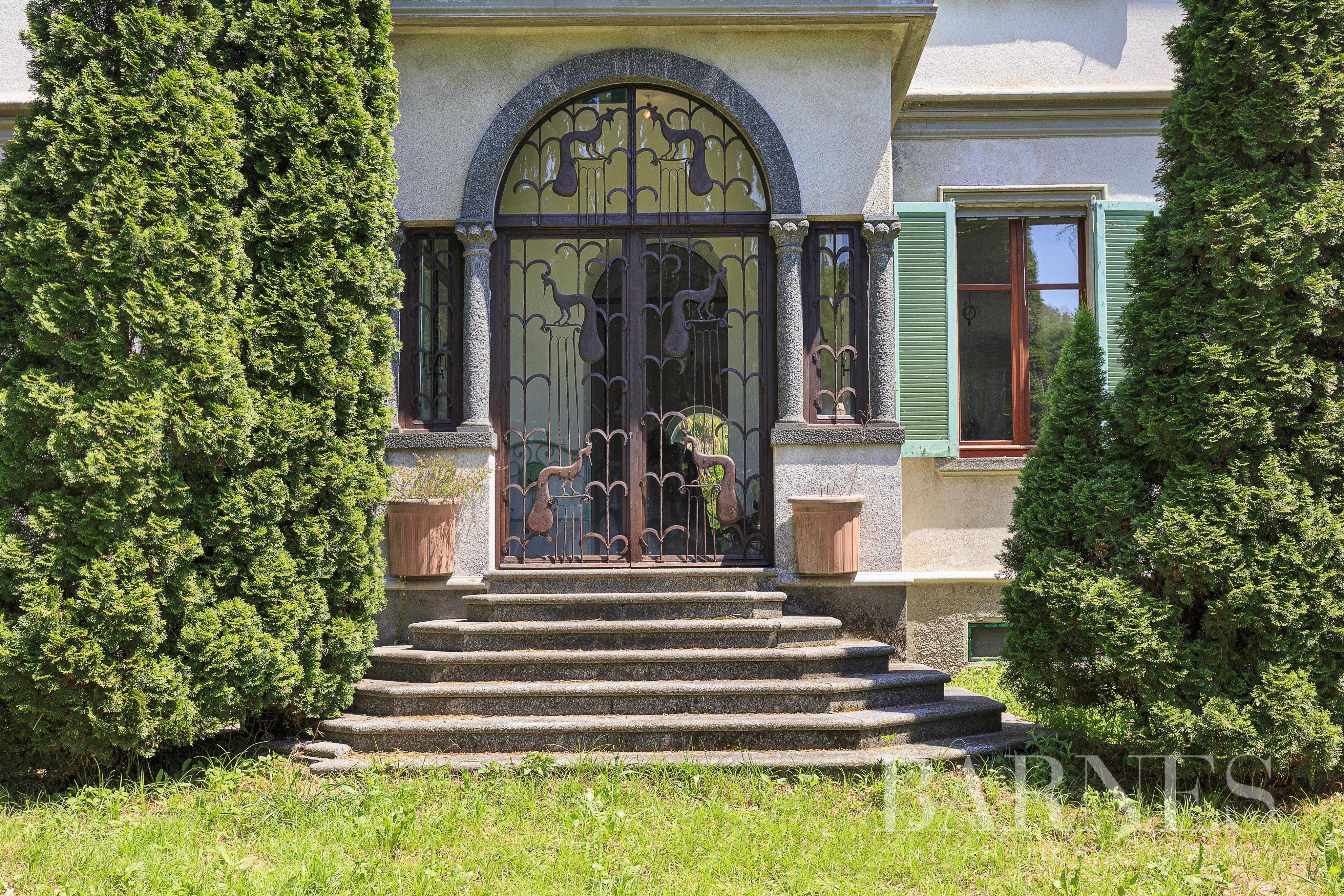 Villa Montano Lucino  -  ref 7000909 (picture 3)
