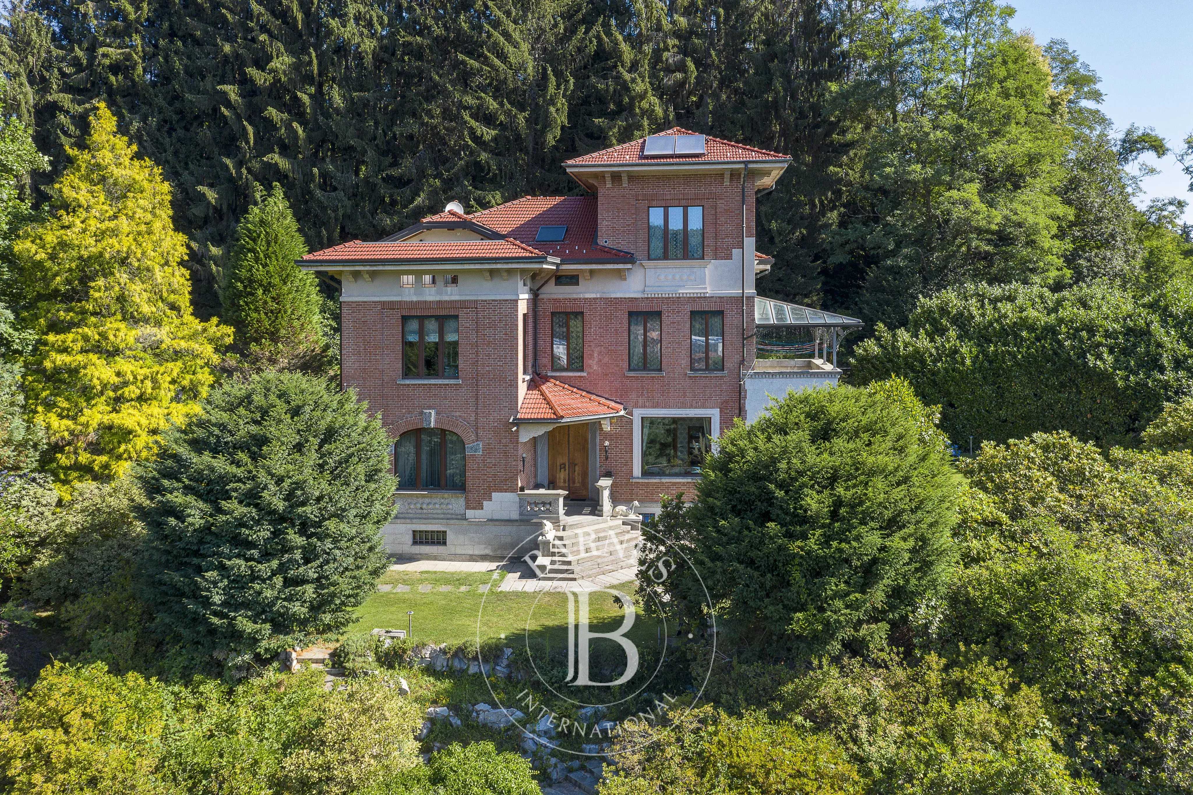 Villa Valdilana  -  ref 7079931 (picture 1)