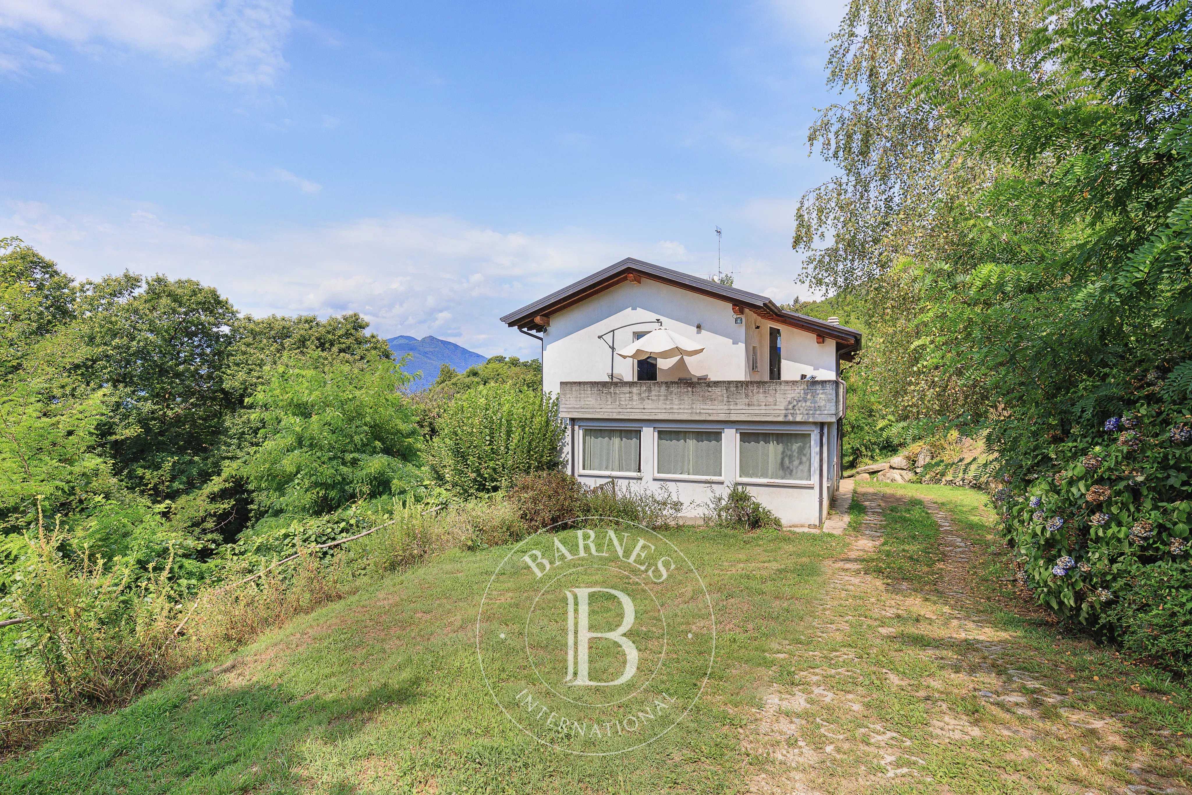 Villa Dumenza  -  ref 83034787 (picture 3)