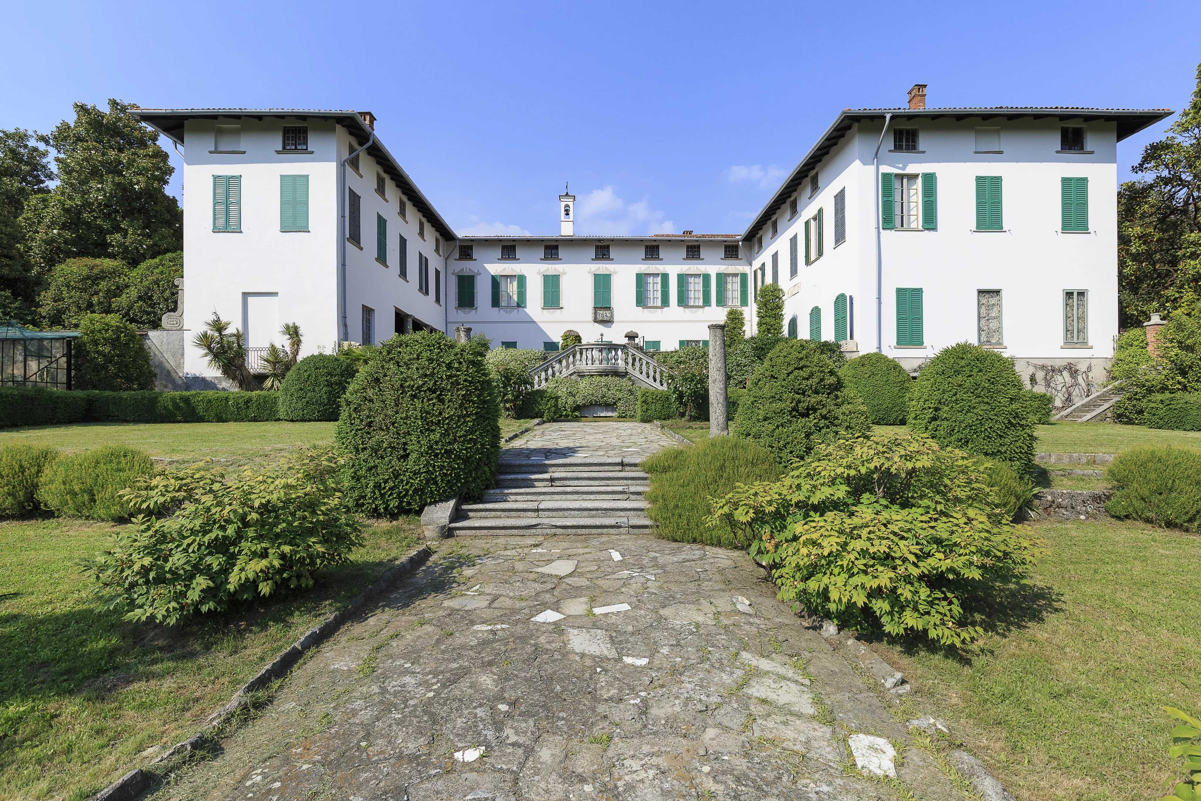 Villa Como  -  ref 5053846 (picture 1)