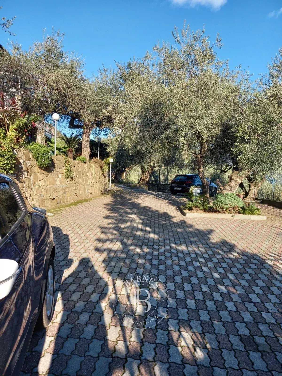 Villa Dolceacqua  -  ref 85043607 (picture 3)