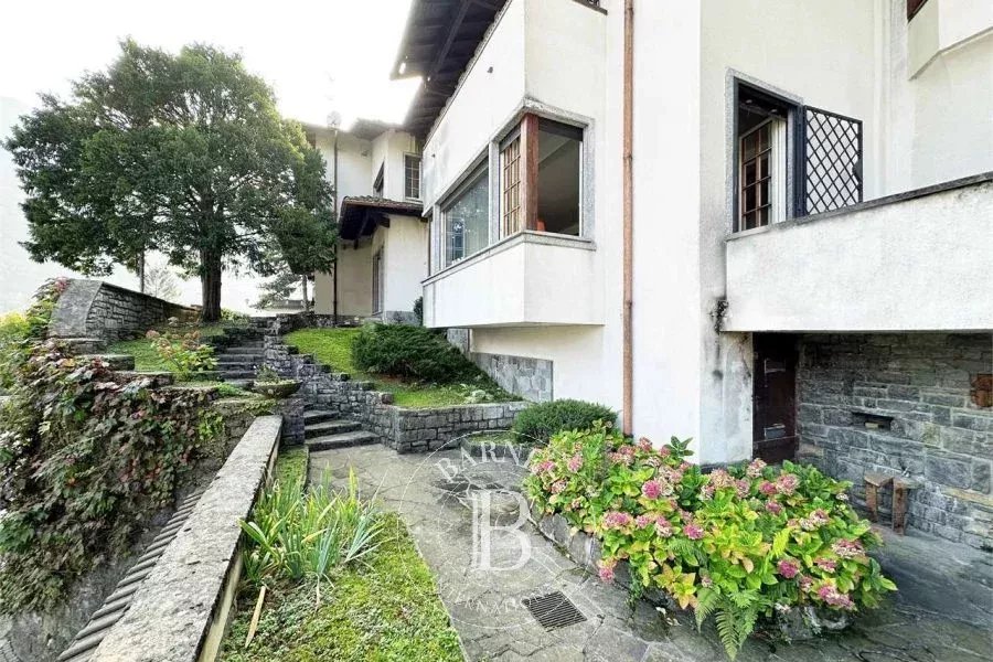 Villa Como  -  ref 83818775 (picture 3)