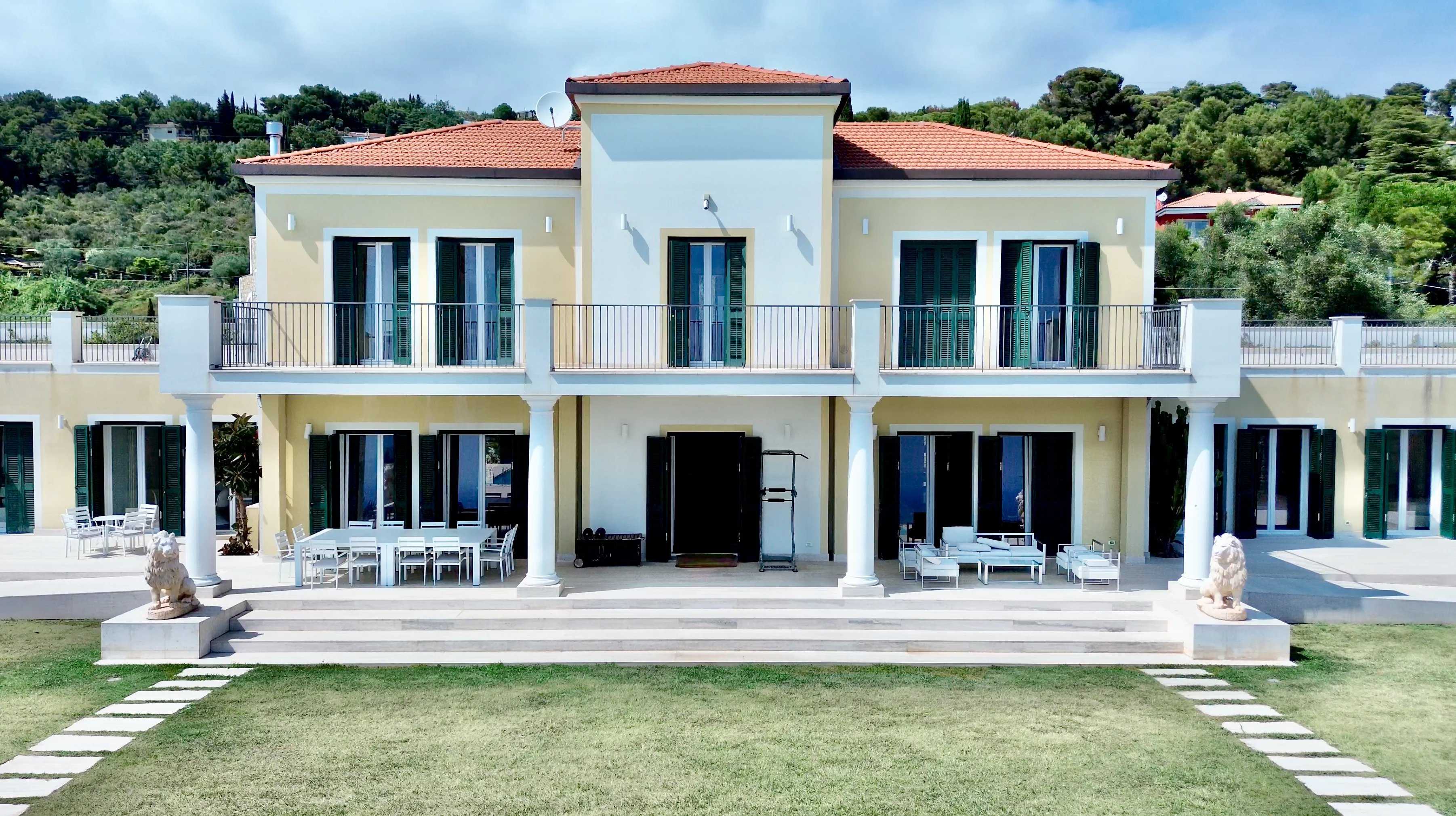 Villa Cipressa  -  ref 84657420 (picture 1)