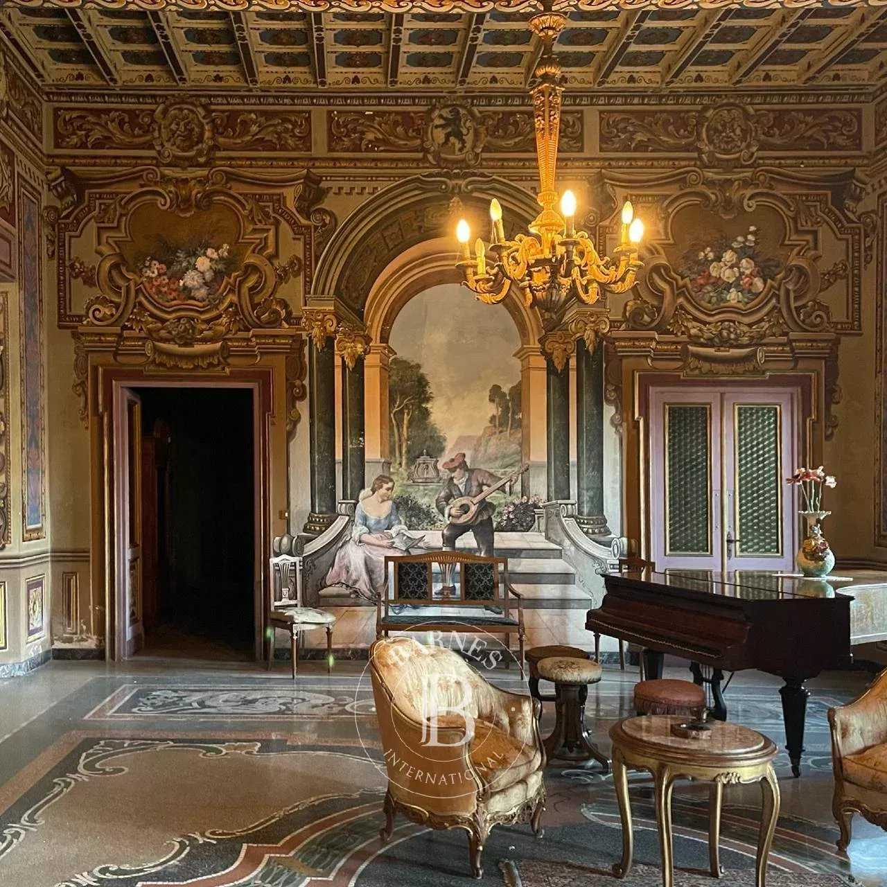 Château Pieve Porto Morone  -  ref 85425548 (picture 1)