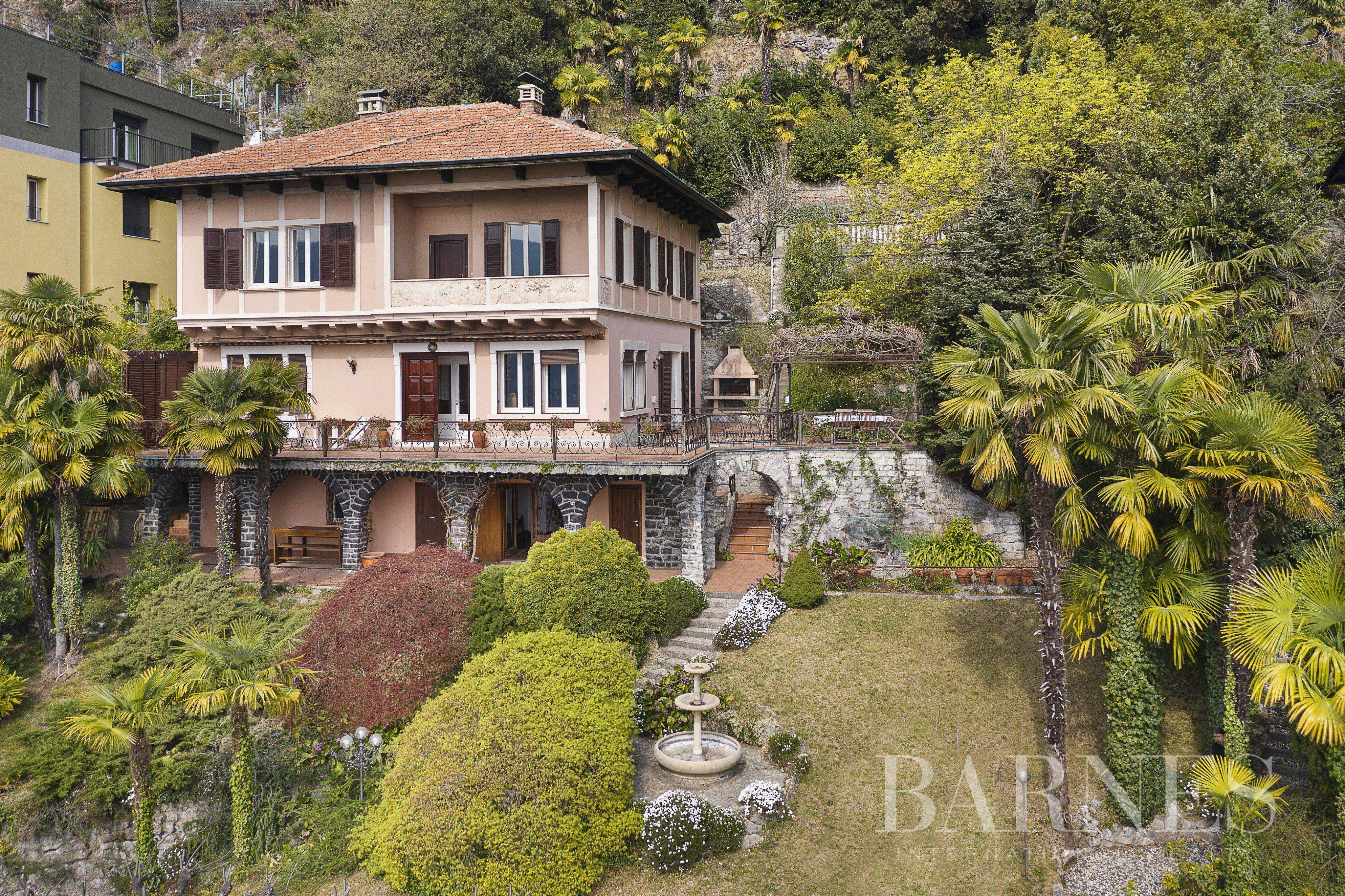 Villa Como  -  ref 6629916 (picture 1)