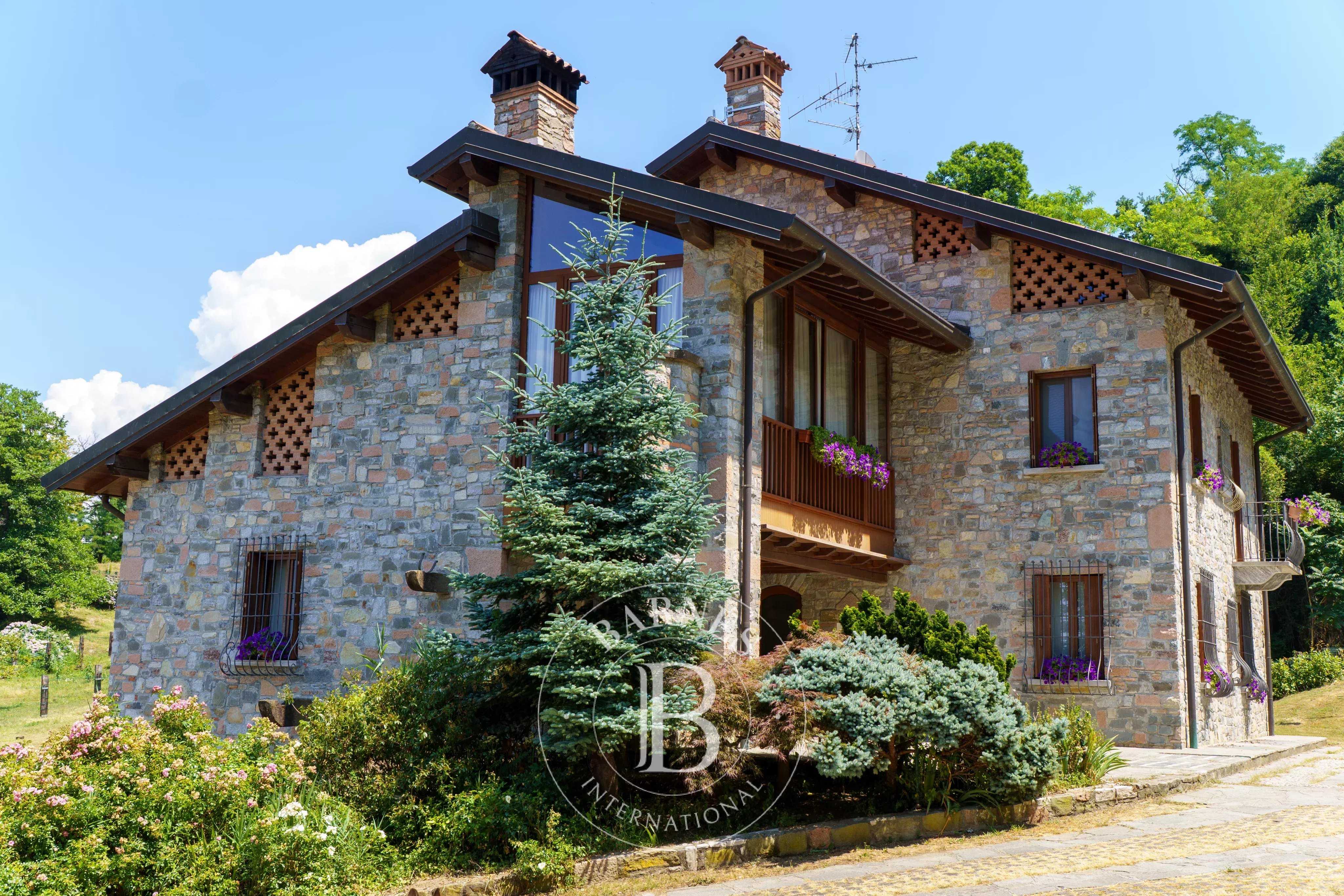 Villa Dolzago  -  ref 85451268 (picture 2)