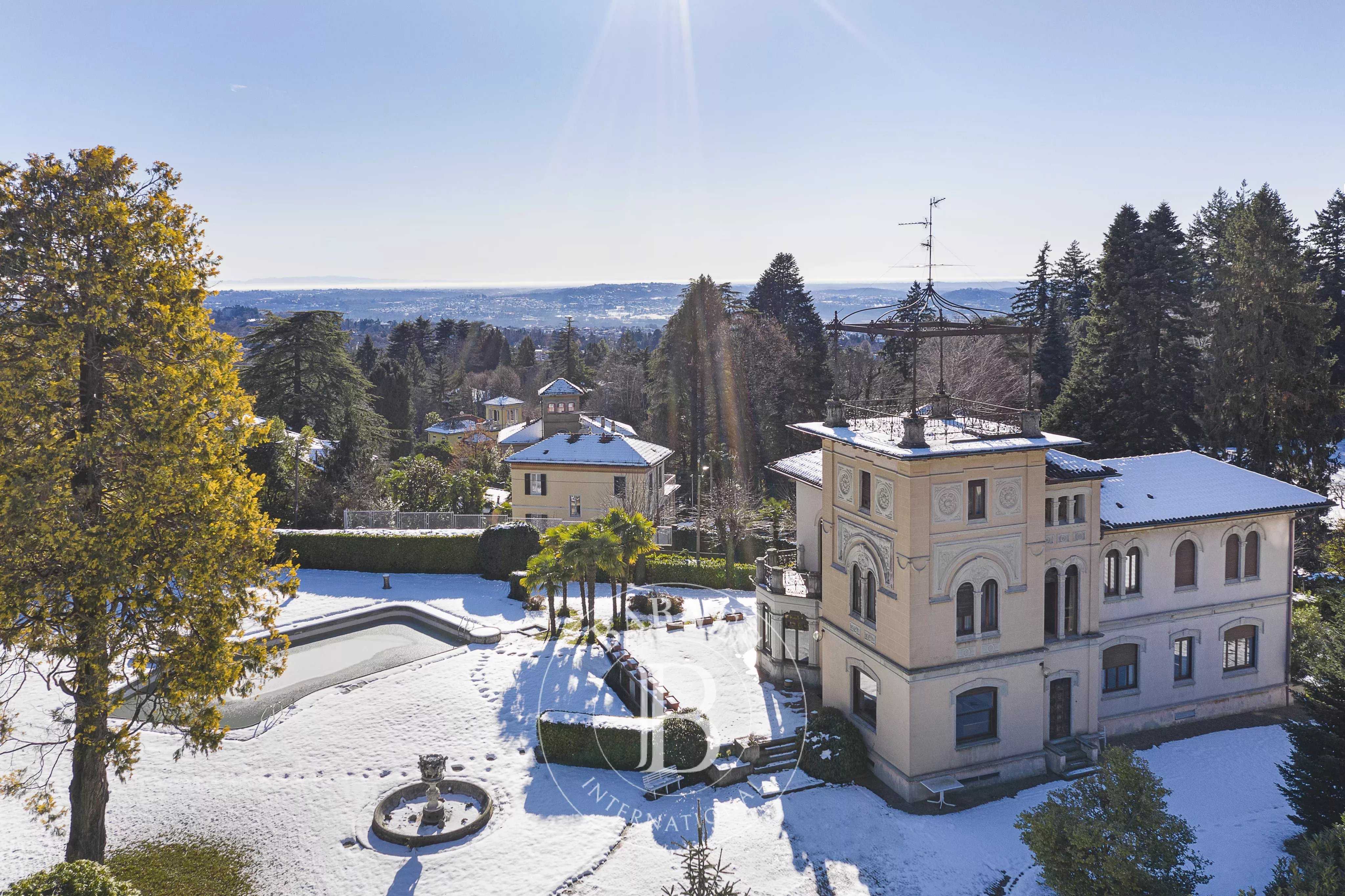 Villa Varese  -  ref 6625119 (picture 1)