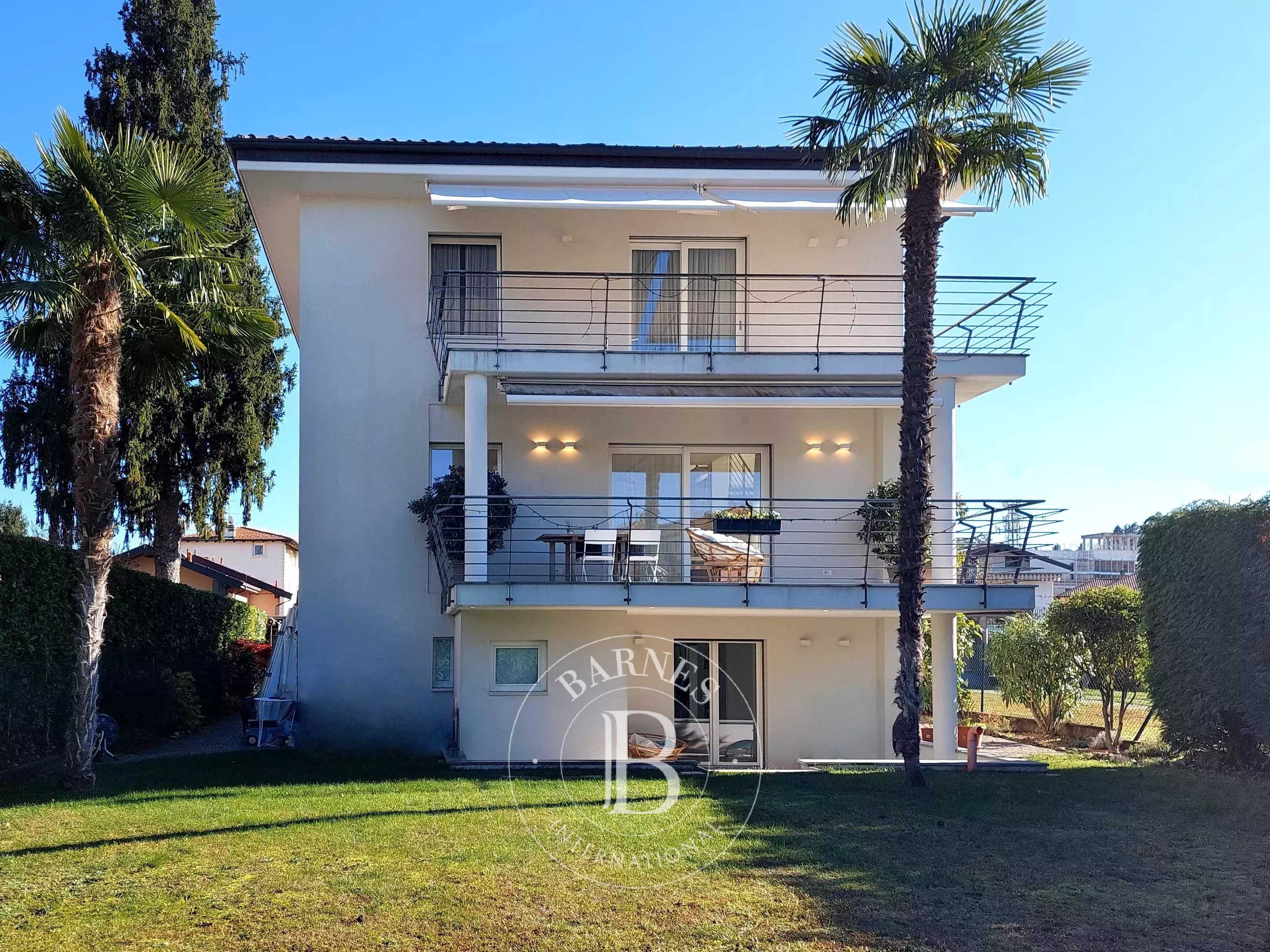 Villa Varese  -  ref 82888334 (picture 2)