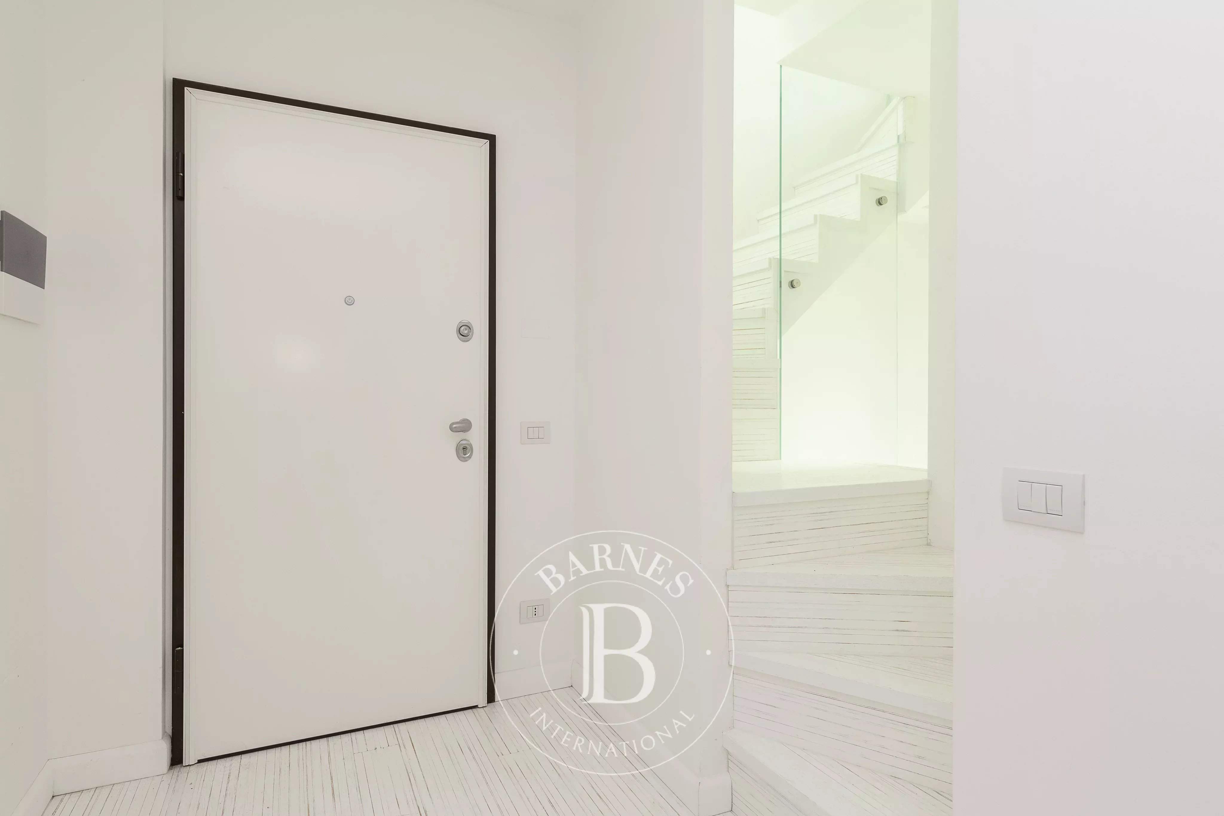 Campione d'Italia  - Appartement 6 Pièces 4 Chambres - picture 2