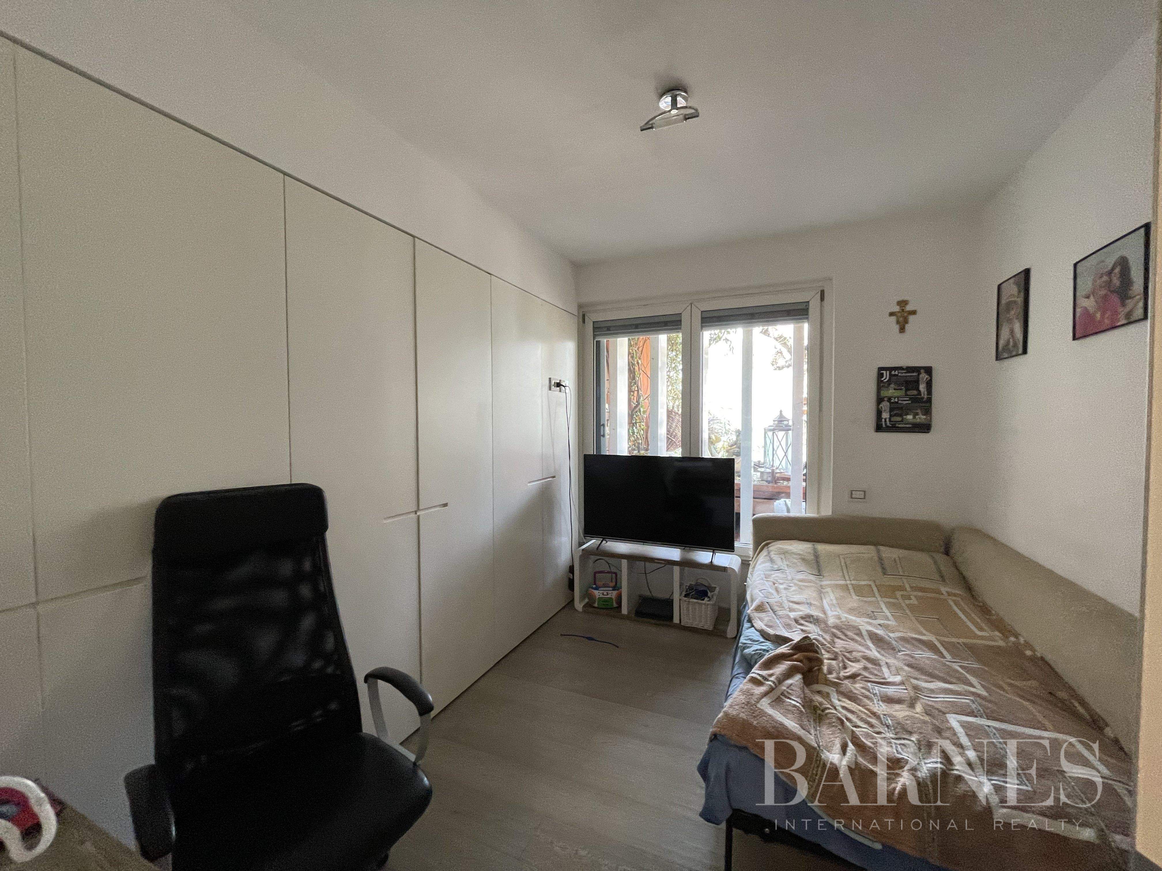 Campione d'Italia  - Appartement 5 Pièces 3 Chambres - picture 4