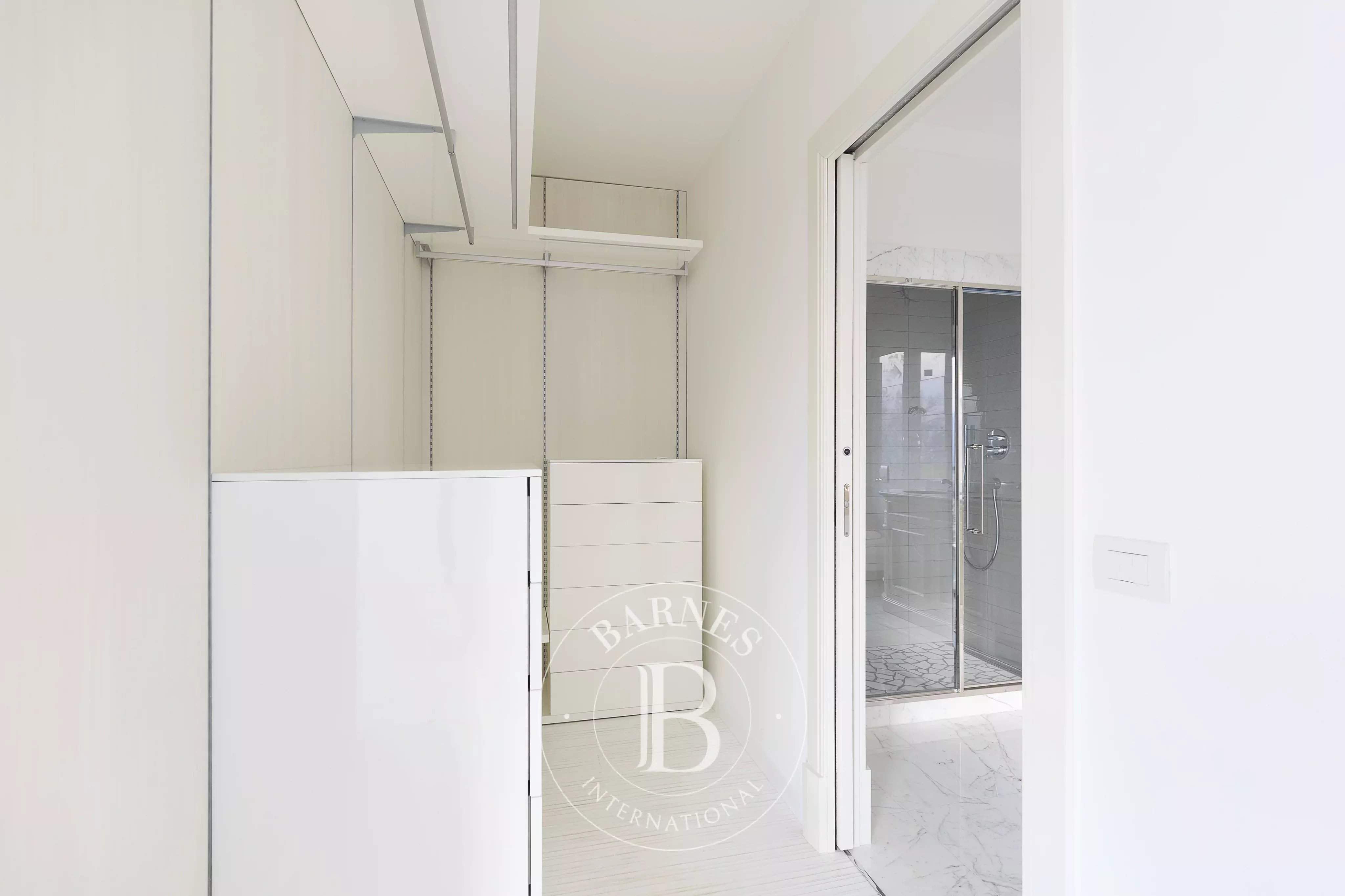 Campione d'Italia  - Appartement 6 Pièces 4 Chambres - picture 8