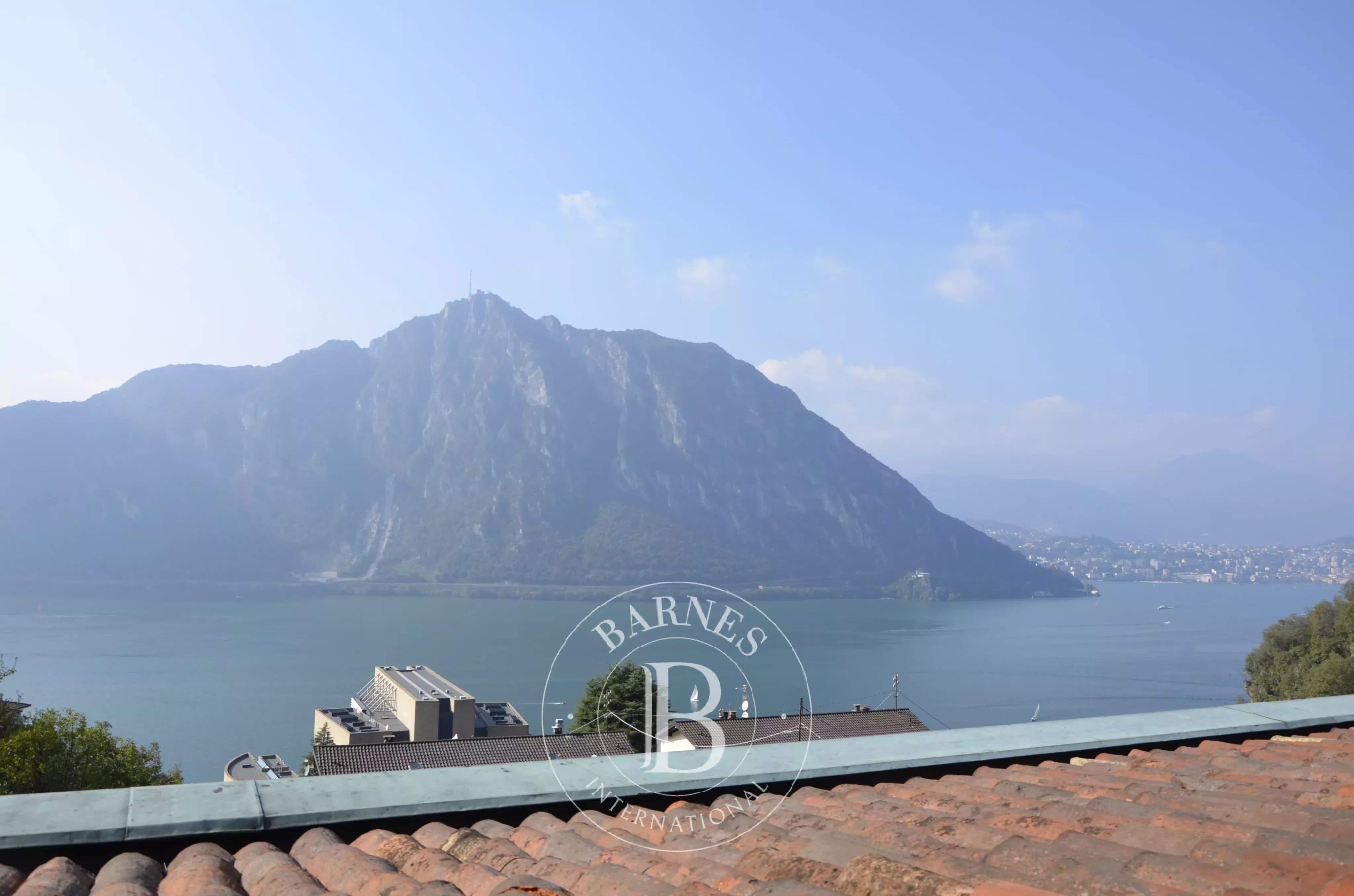Campione d'Italia  - Apartment 3 Bedrooms - picture 1