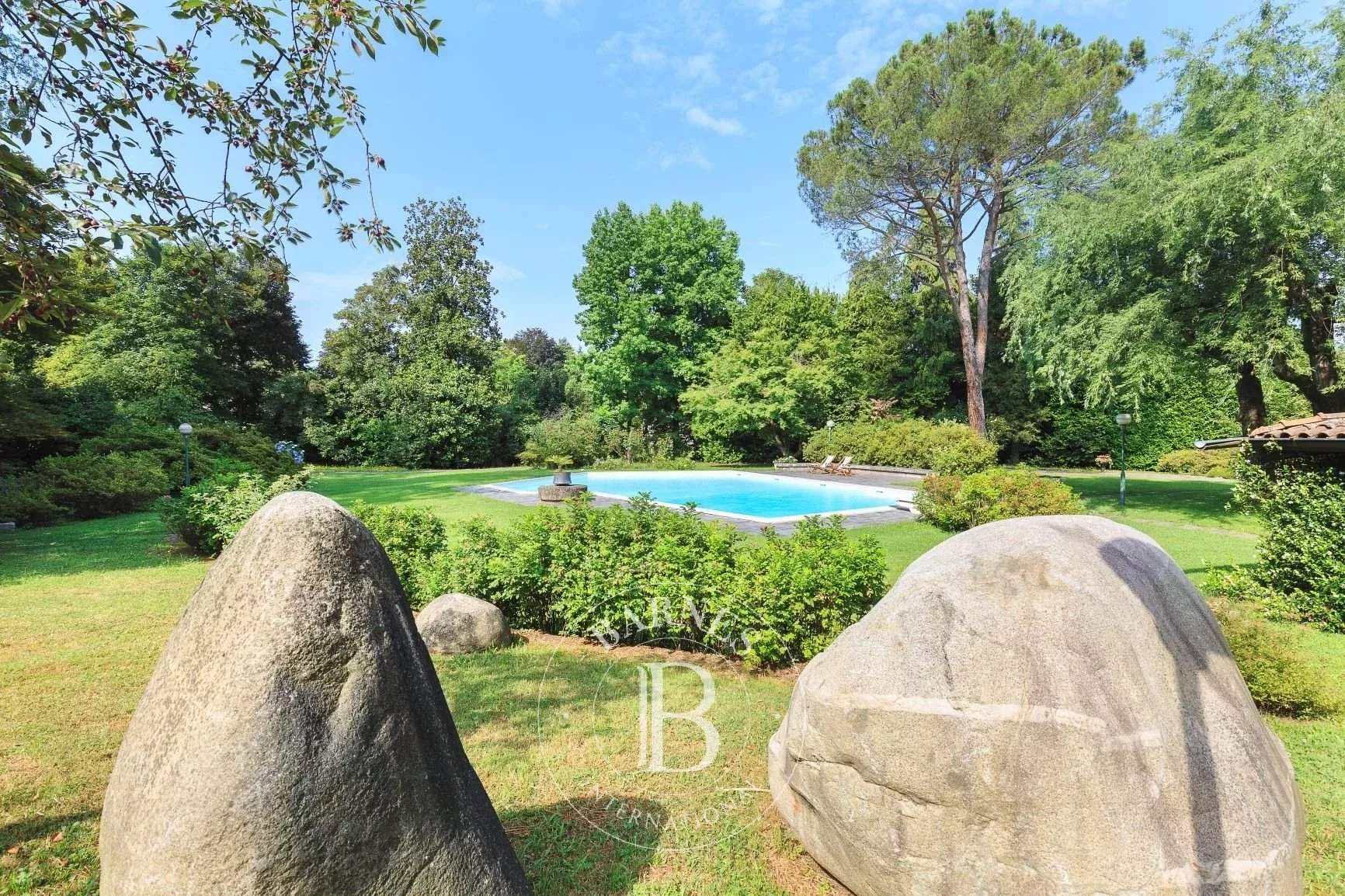 Castelletto sopra Ticino  - Villa 8 Bedrooms - picture 15