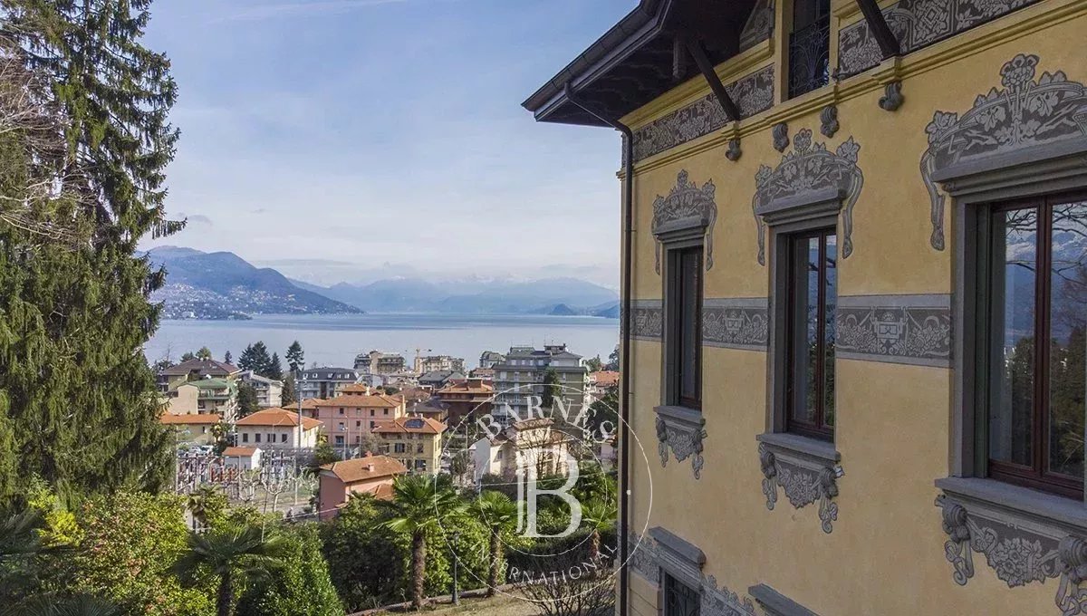 Stresa  - Villa 5 Bedrooms - picture 1