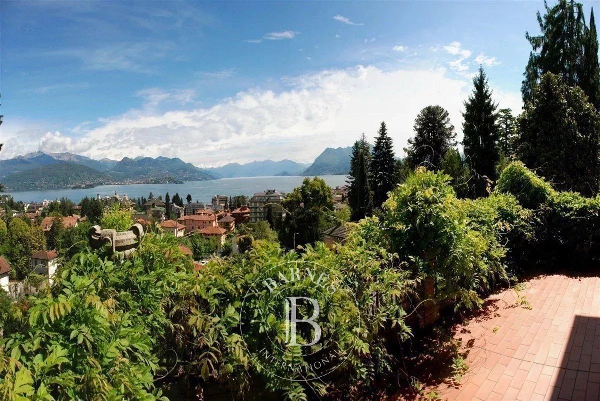 Stresa  - Villa 5 Bedrooms - picture 9