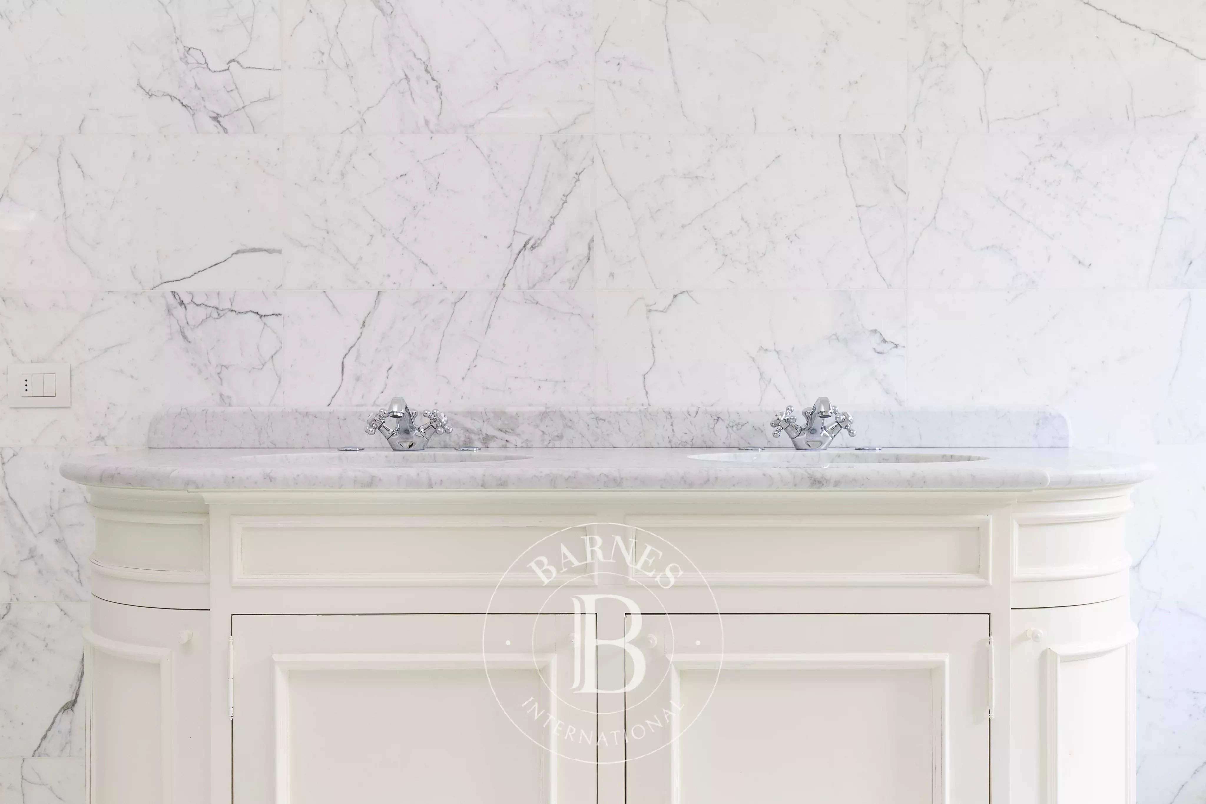 Campione d'Italia  - Appartement 6 Pièces 4 Chambres - picture 10