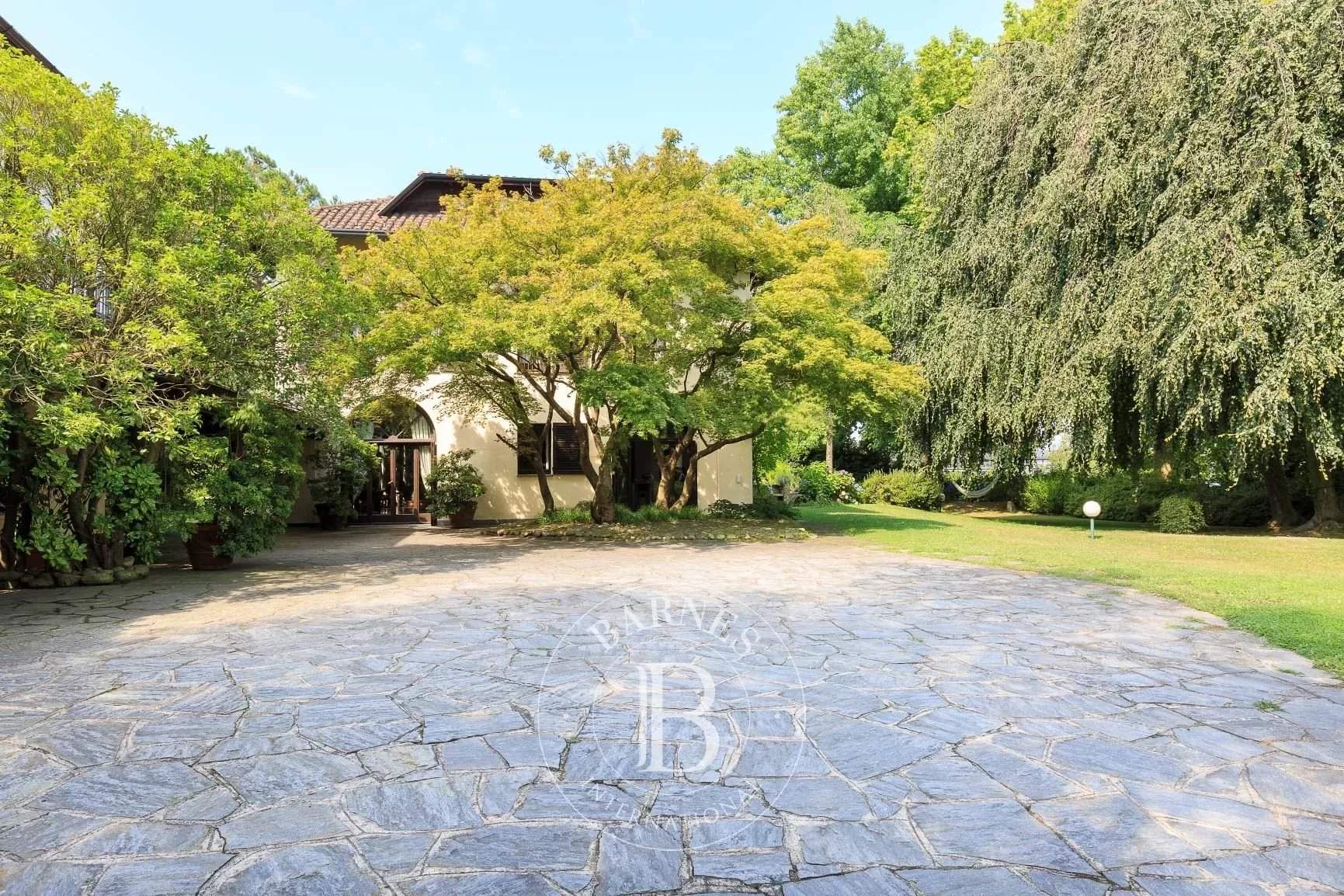 Castelletto sopra Ticino  - Villa 8 Bedrooms - picture 18