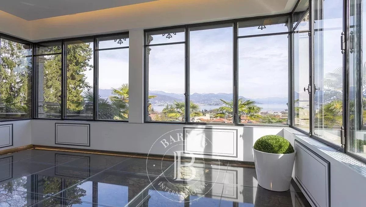 Stresa  - Villa 5 Bedrooms - picture 10