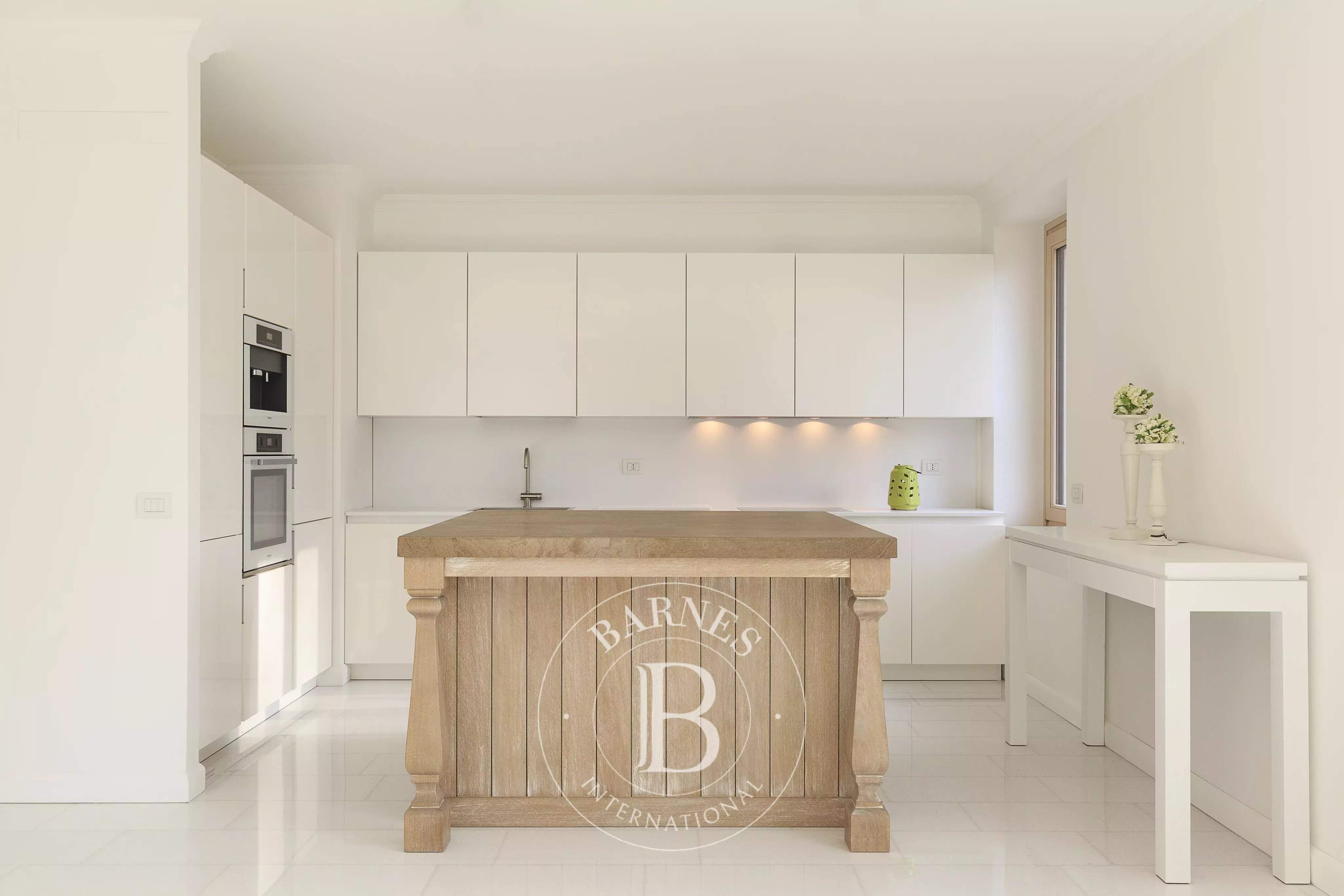 Campione d'Italia  - Appartement 6 Pièces 4 Chambres - picture 17