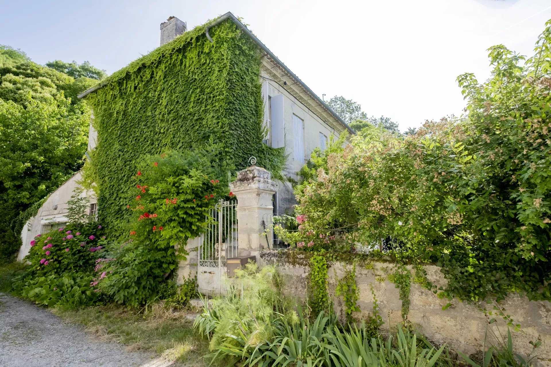 Maison Bayon-sur-Gironde