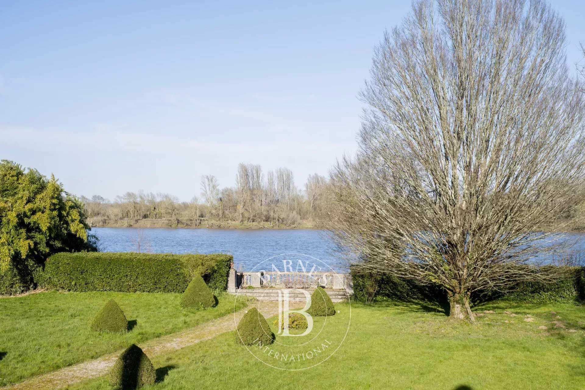 Fronsac  - House 6 Bedrooms