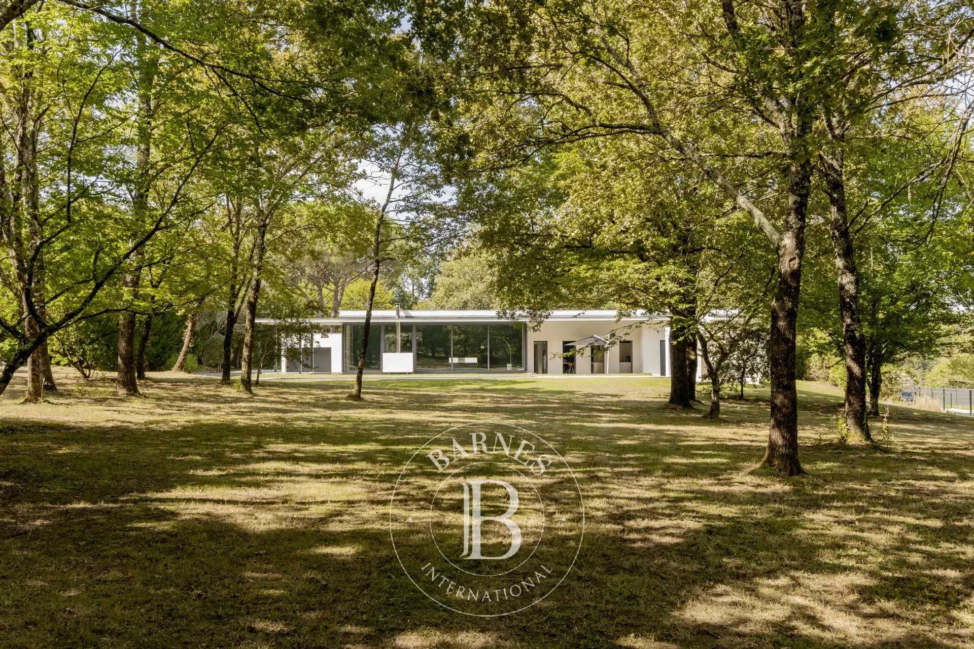 Latresne  - House 5 Bedrooms
