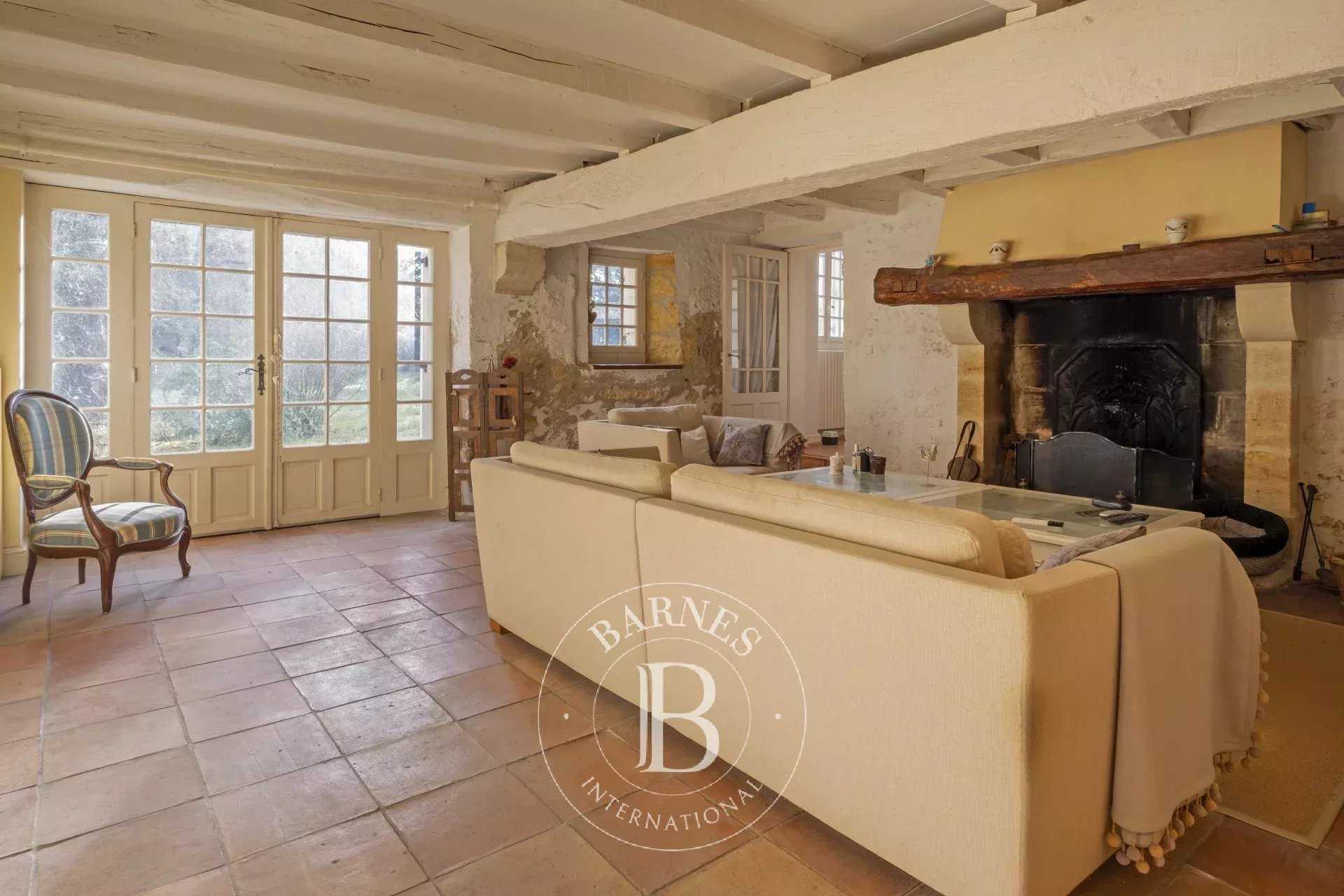 Arveyres  - House 6 Bedrooms