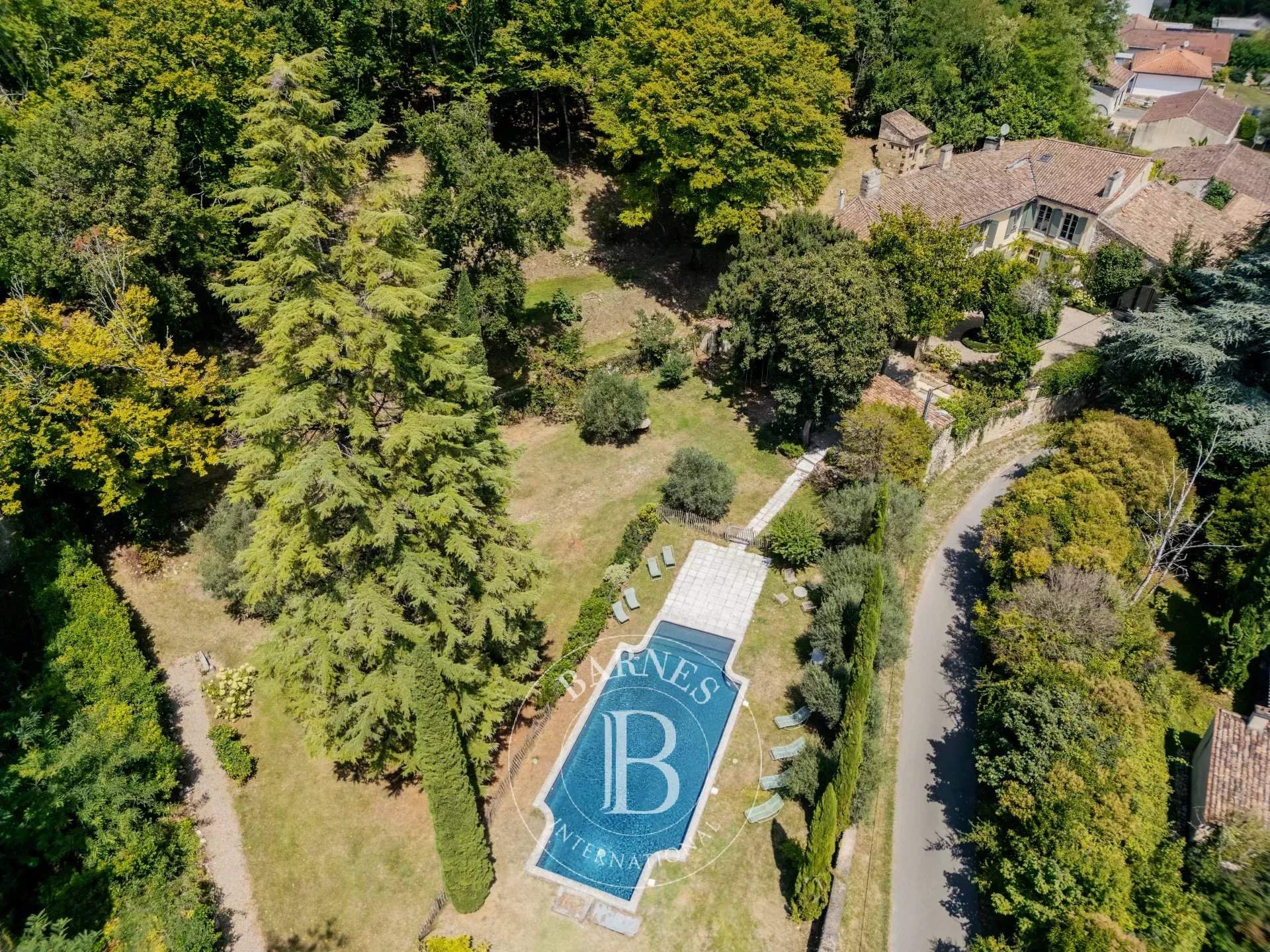 Langoiran  - Property 6 Bedrooms - picture 2