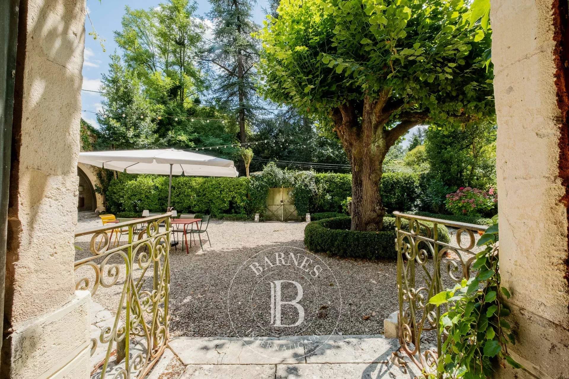 Langoiran  - Property 6 Bedrooms - picture 17