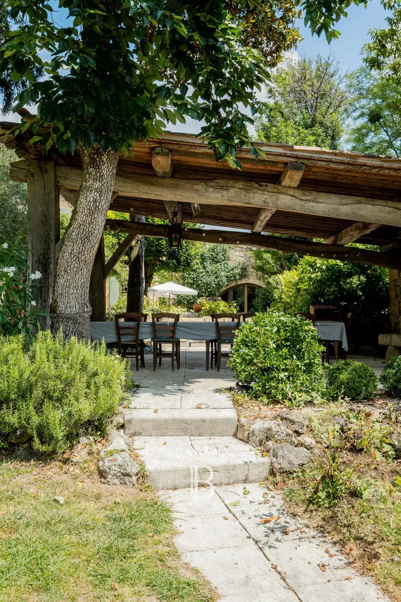 Langoiran  - Property 6 Bedrooms - picture 15