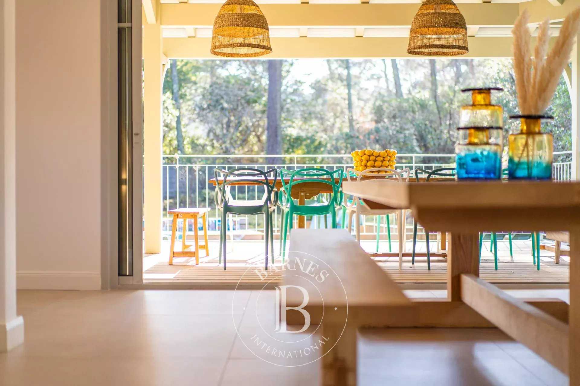 Pyla-sur-Mer  - Villa 6 Bedrooms