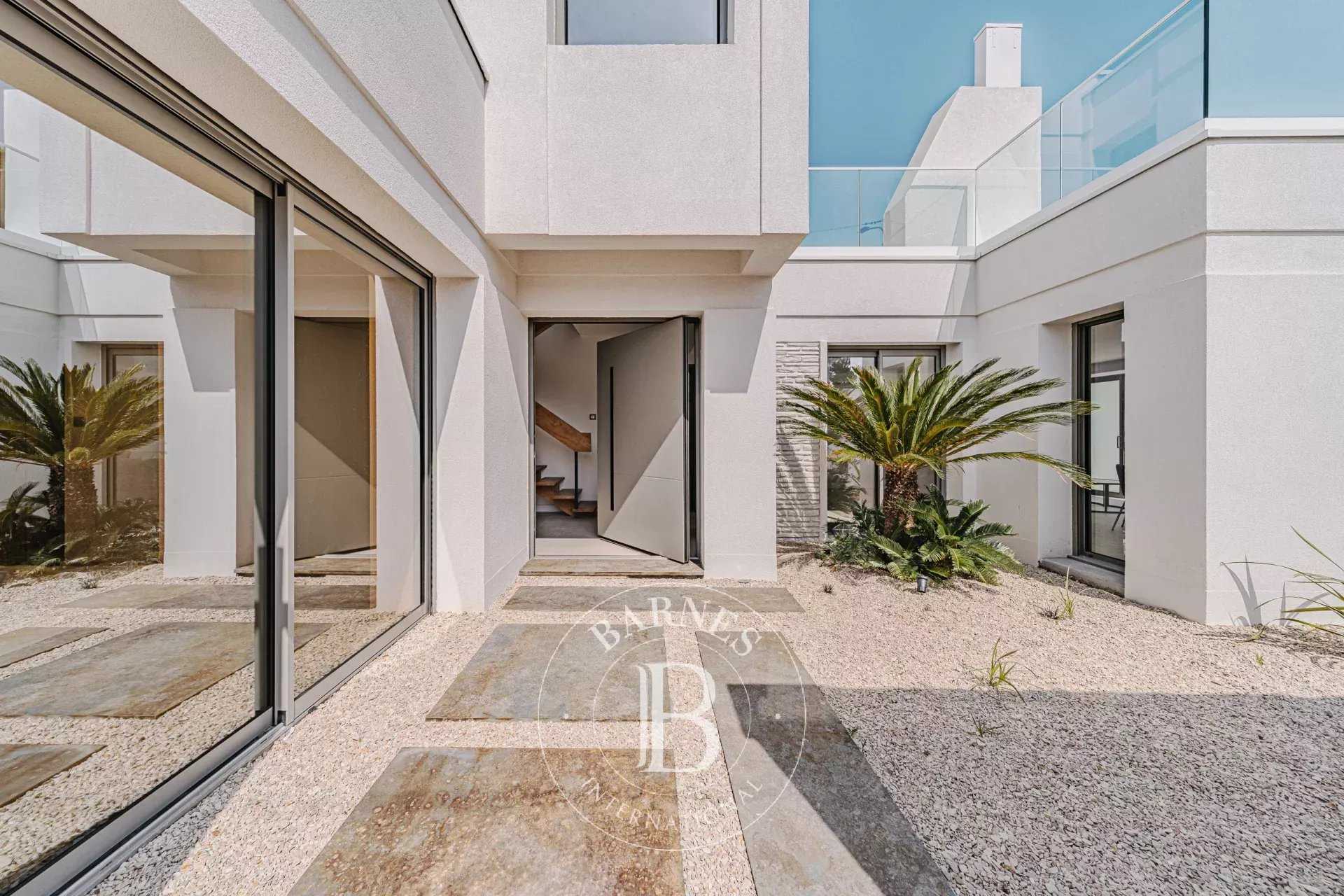 Gujan-Mestras  - House 