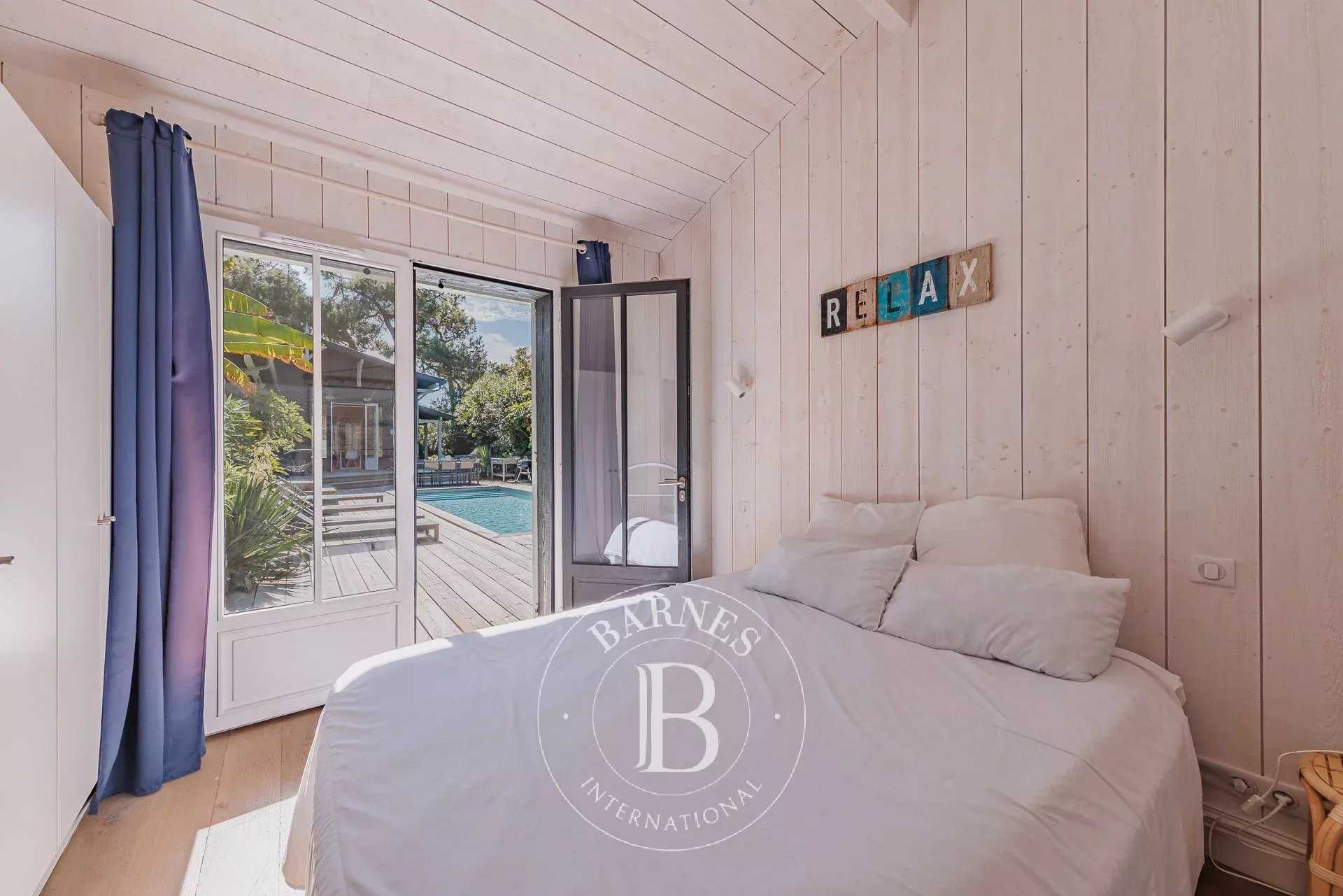 Lège-Cap-Ferret  - Villa 7 Pi&egrave;ces 6 Chambres