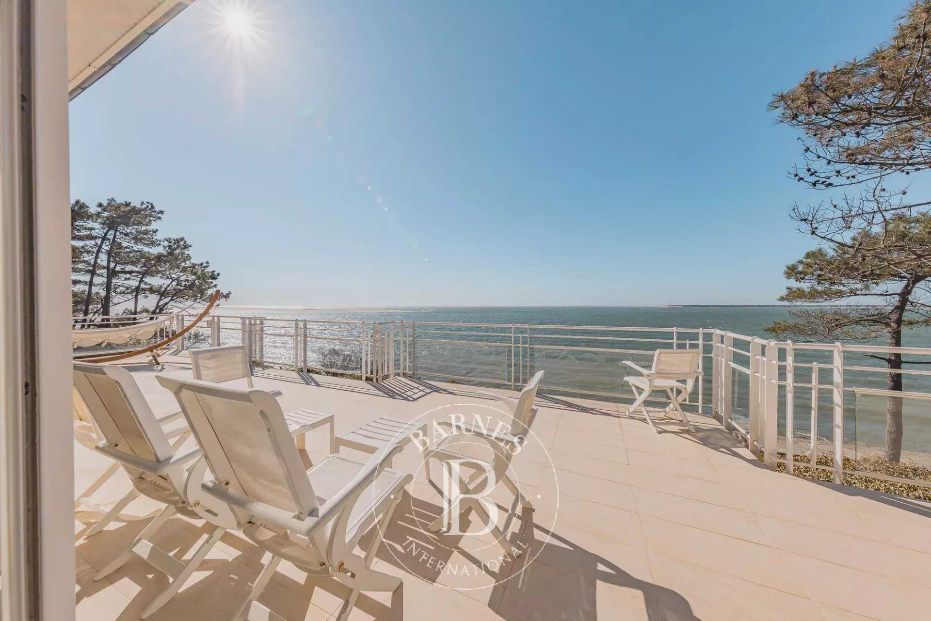 Pyla-sur-Mer  - Villa 10 Pi&egrave;ces