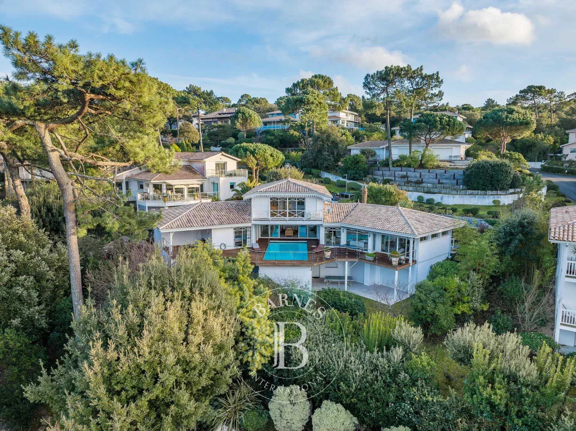 Pyla-sur-Mer  - Villa 8 Pi&egrave;ces 7 Chambres