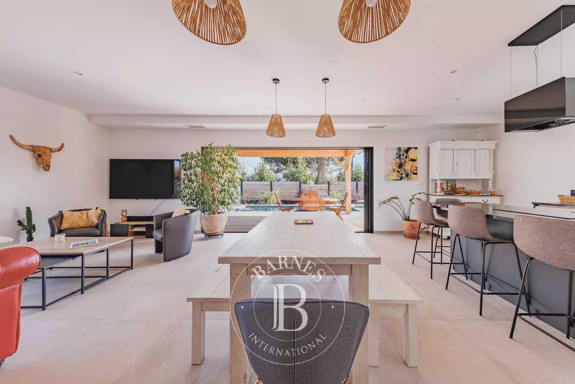 Gujan-Mestras  - House 4 Bedrooms