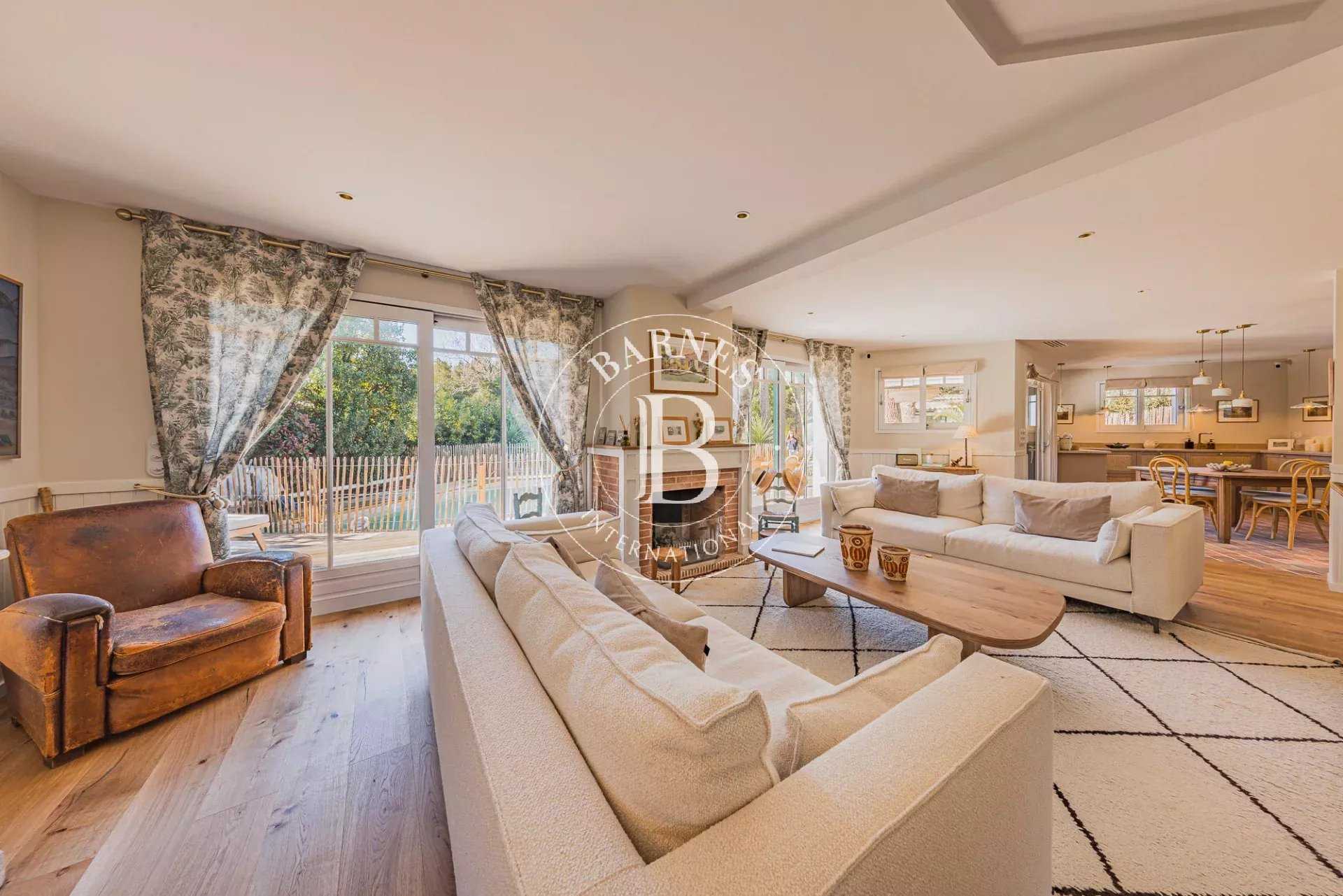 Lège-Cap-Ferret  - Maison 7 Pièces 5 Chambres