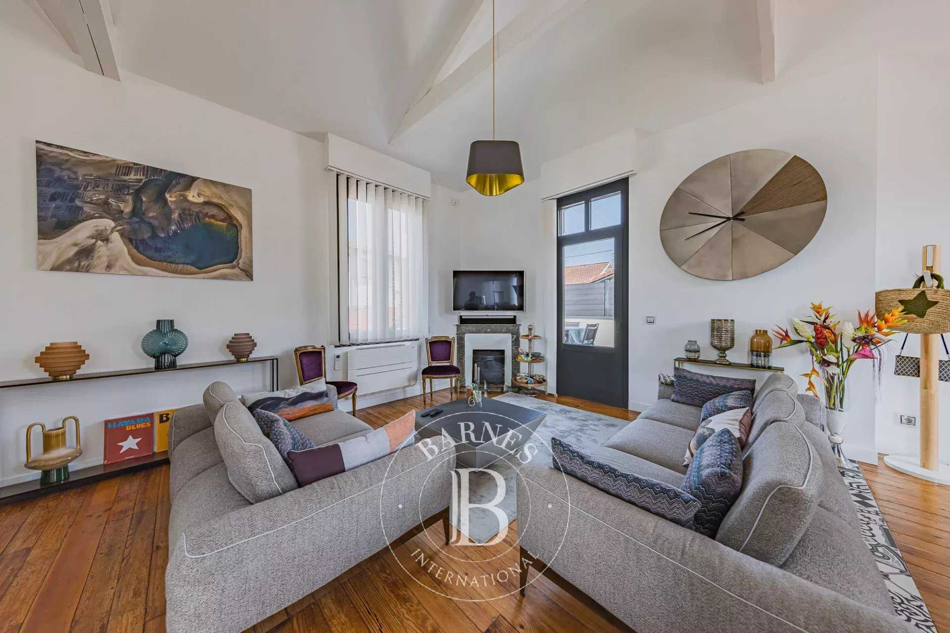 Arcachon  - Maison 6 Pi&egrave;ces 4 Chambres