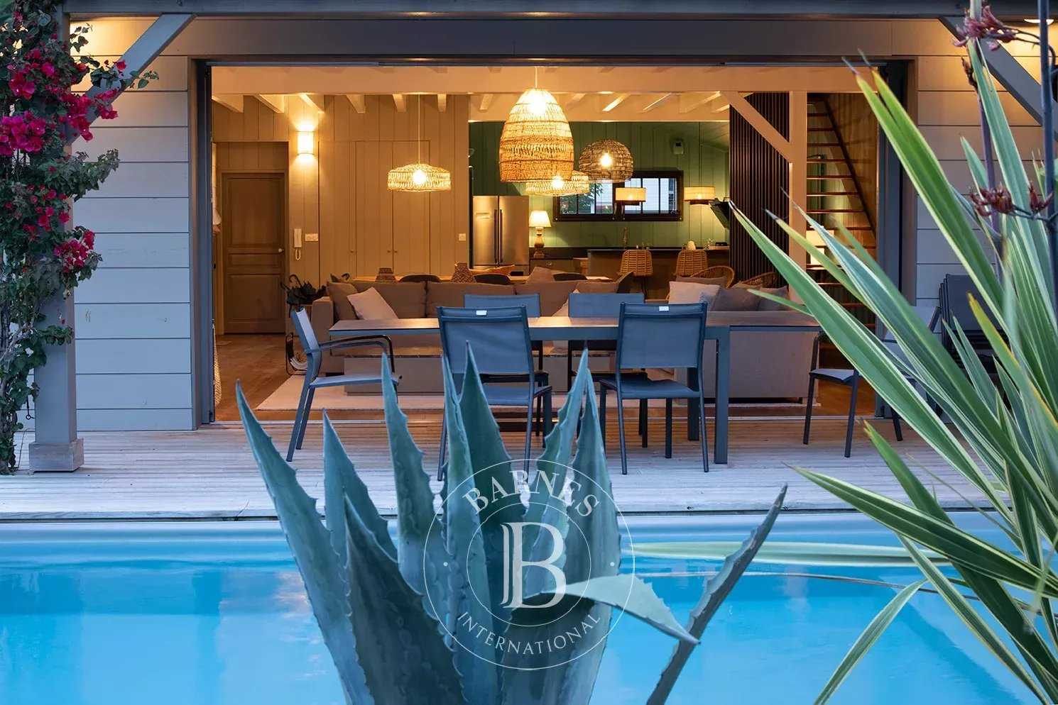 LA MAISON GRISE? VILLA IN THE HEART OF CAP FERRET, WITH SWIMMING POOL - SLEEPS 10 picture 20