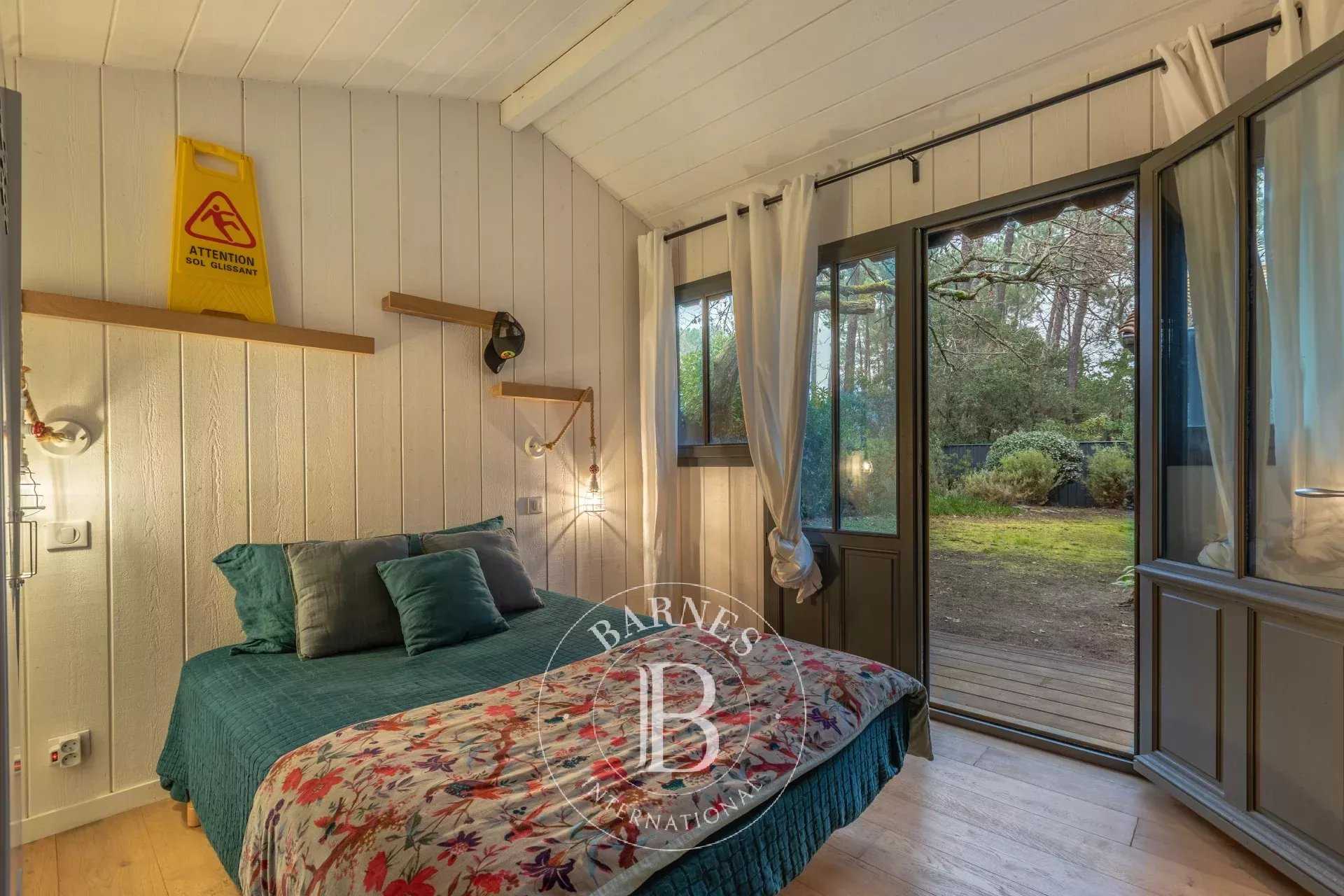 Lège-Cap-Ferret  - Villa 6 Pièces 5 Chambres