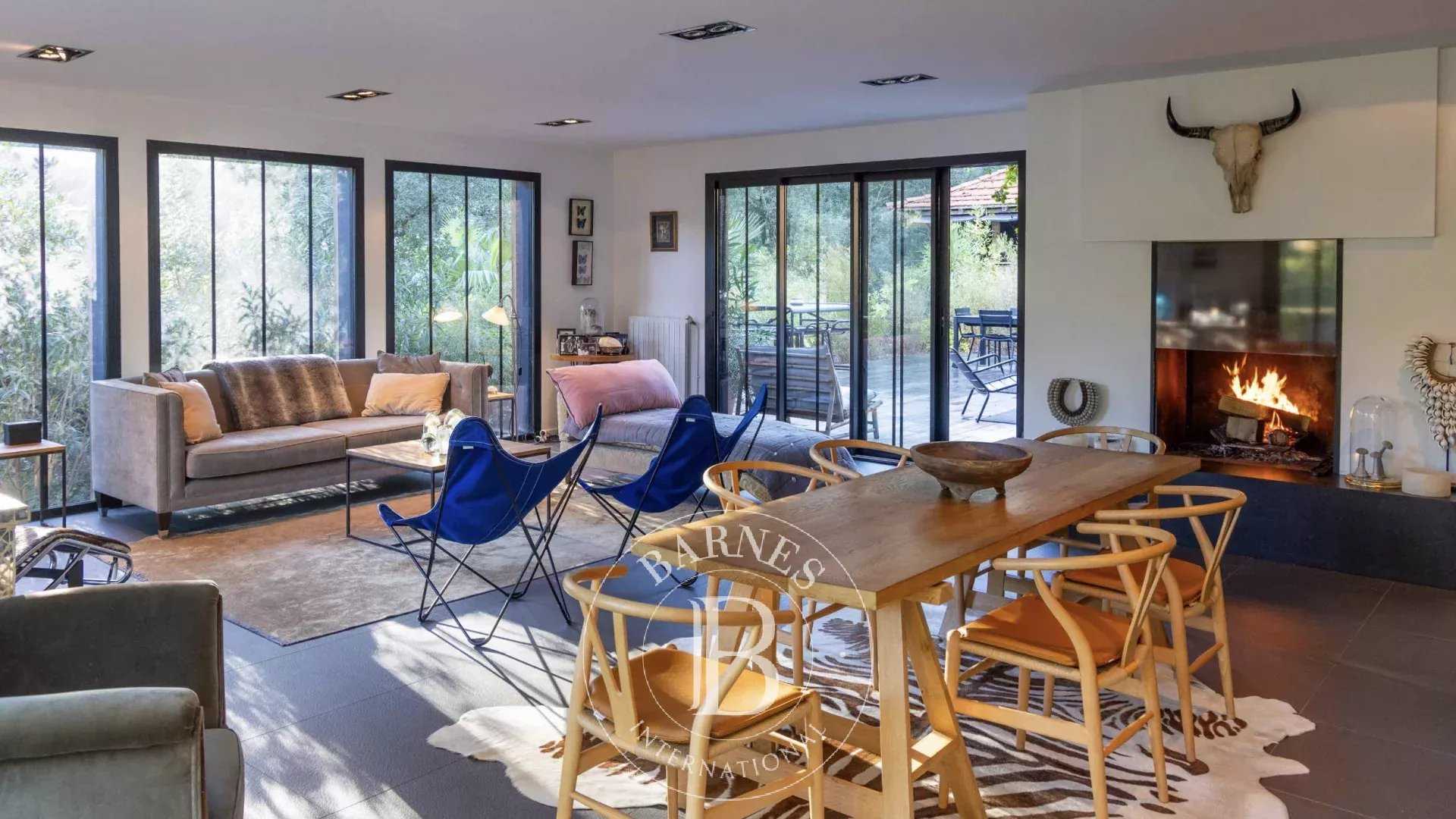 Lège-Cap-Ferret  - Maison 8 Pi&egrave;ces 5 Chambres