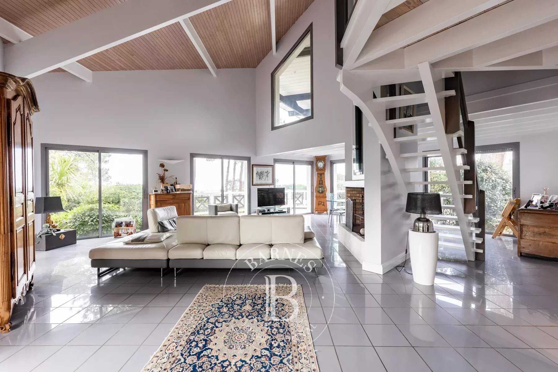 Pyla-sur-Mer  - Maison 6 Pi&egrave;ces 4 Chambres