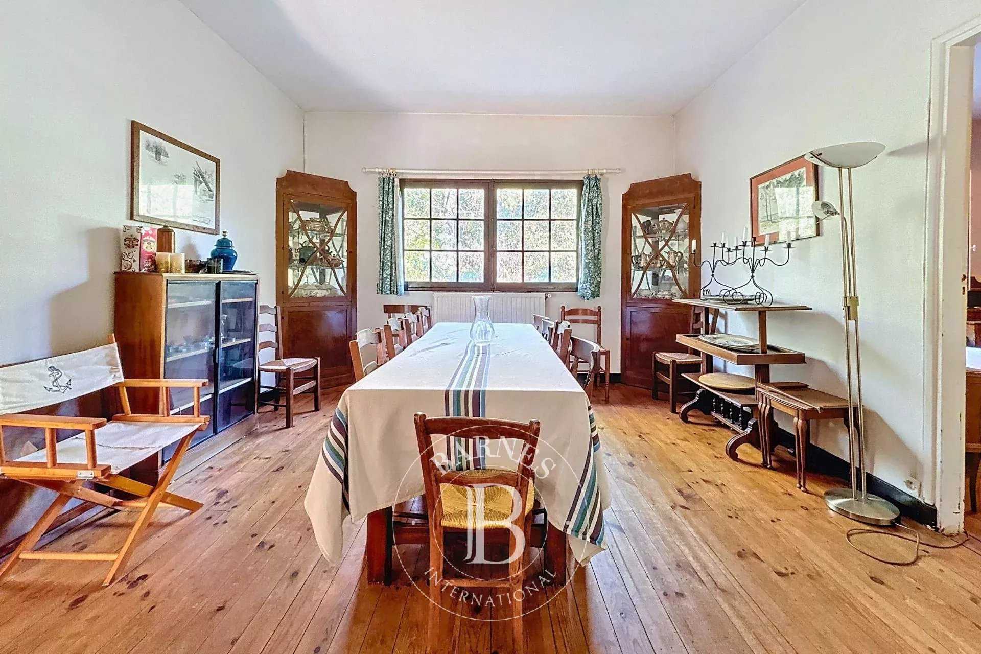 Pyla-sur-Mer  - Maison 7 Pi&egrave;ces 5 Chambres