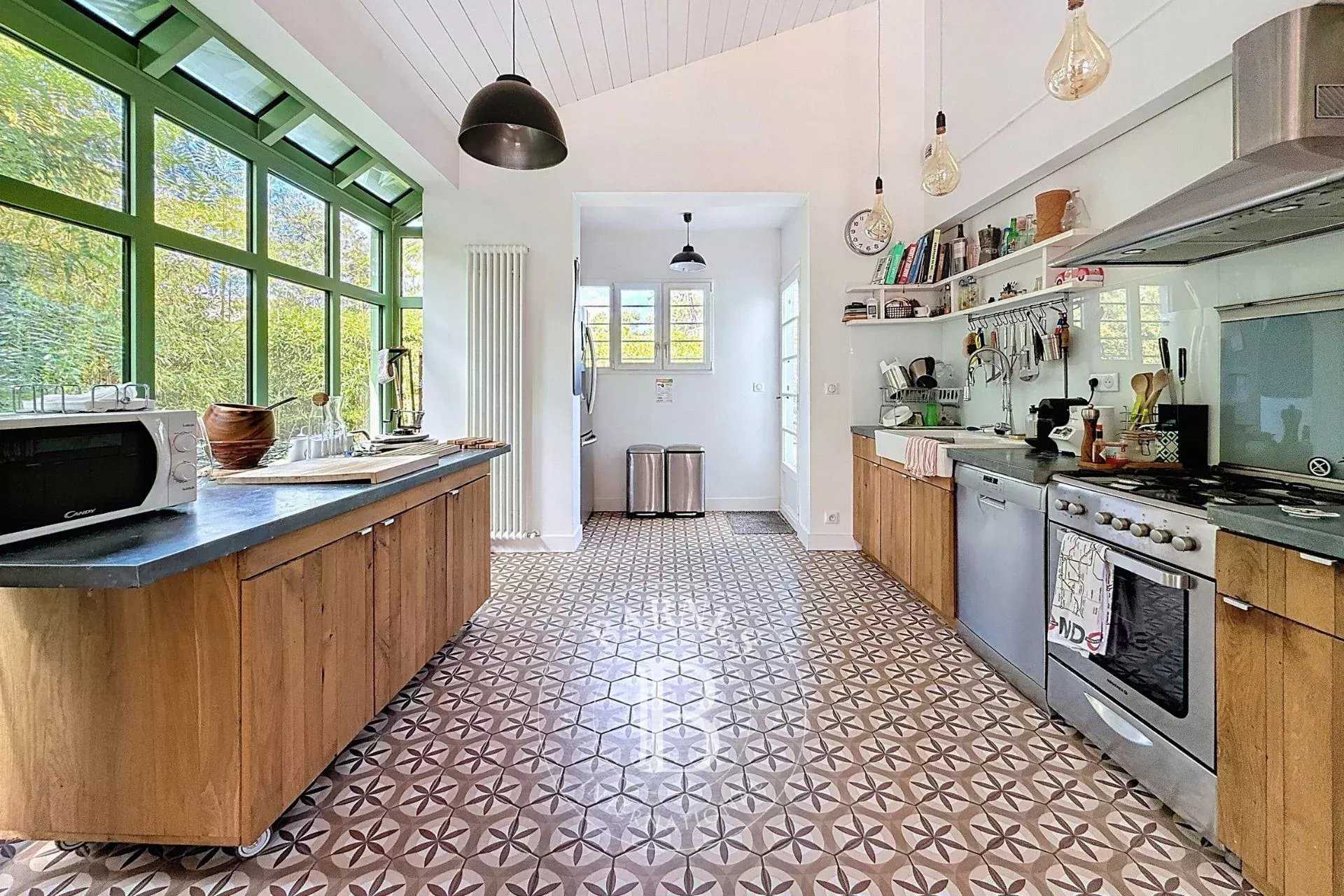 Lège-Cap-Ferret  - Villa 6 Pièces 5 Chambres