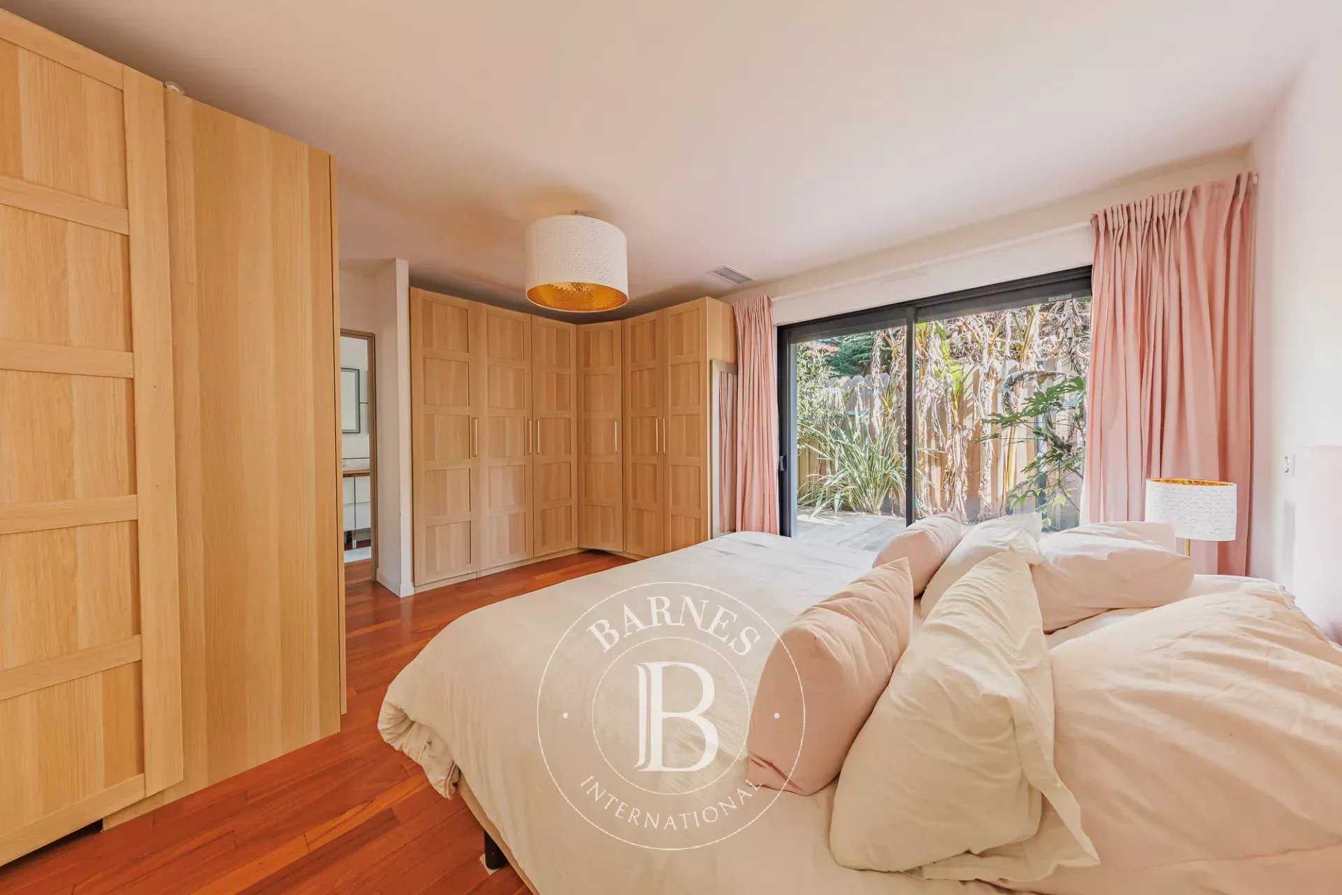 Pyla-sur-Mer  - Villa 9 Bedrooms